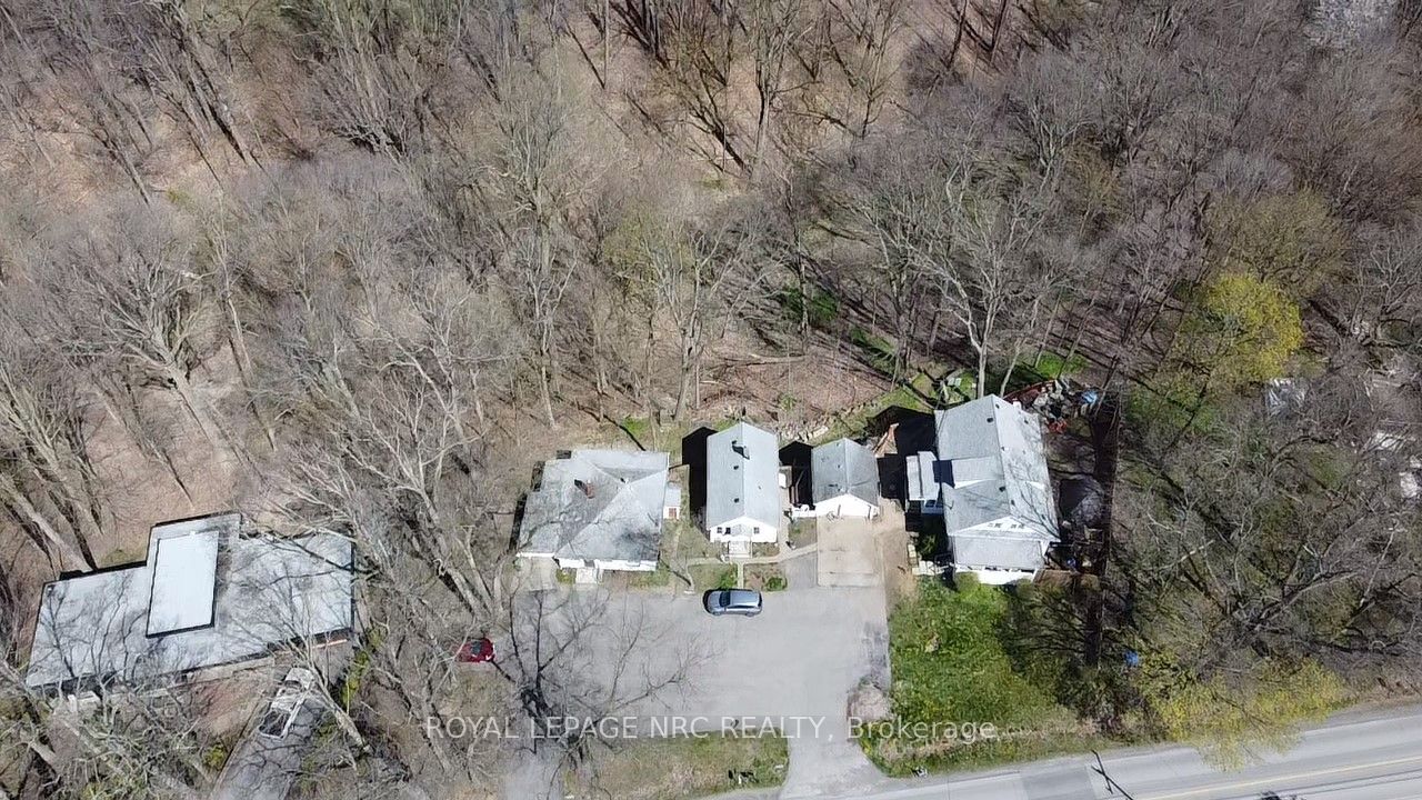 201 Canboro Rd Property Photo 2
