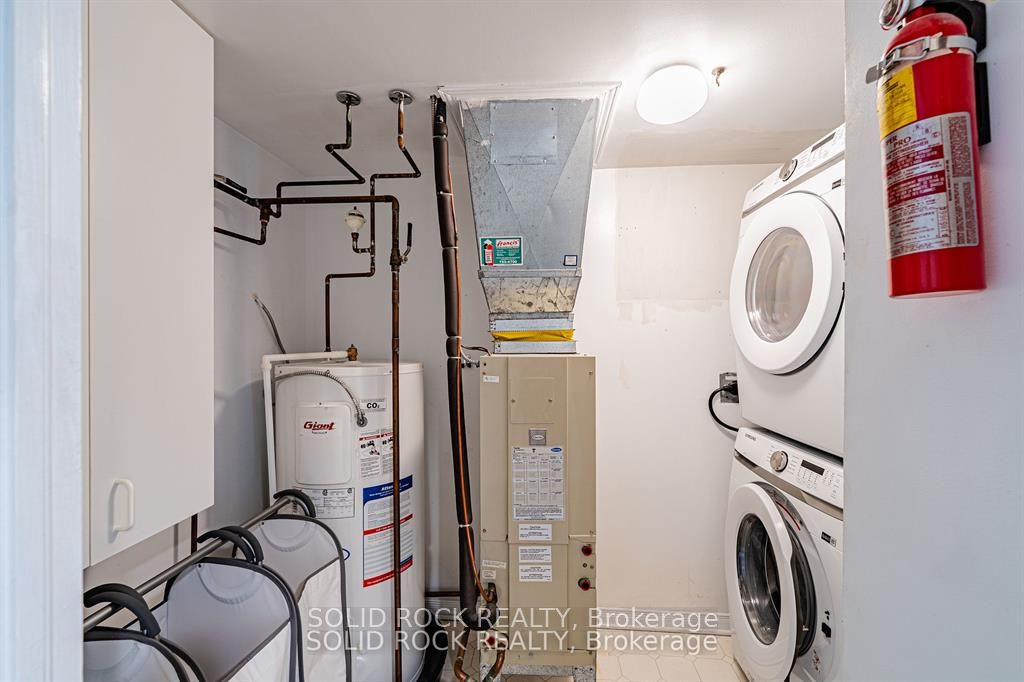 #106 - 11 Durham Private Property Photo 19