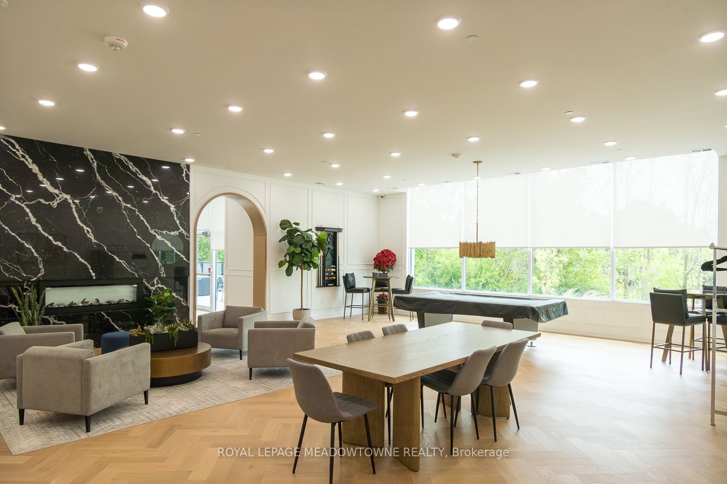 #1301 - 71 Wyndham Street Property Photo 48
