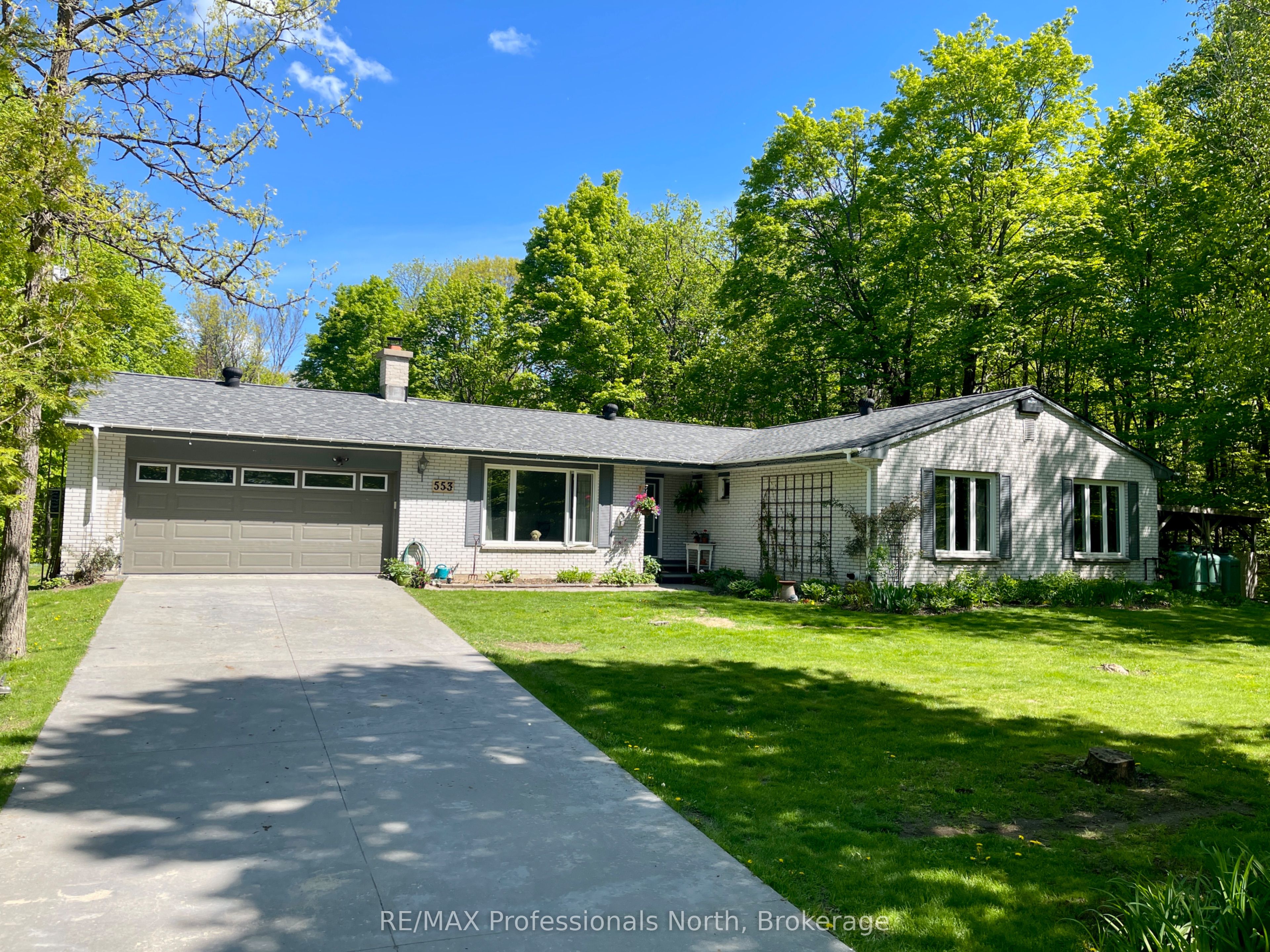 553 Homeland Dr Drive Property Photo 1
