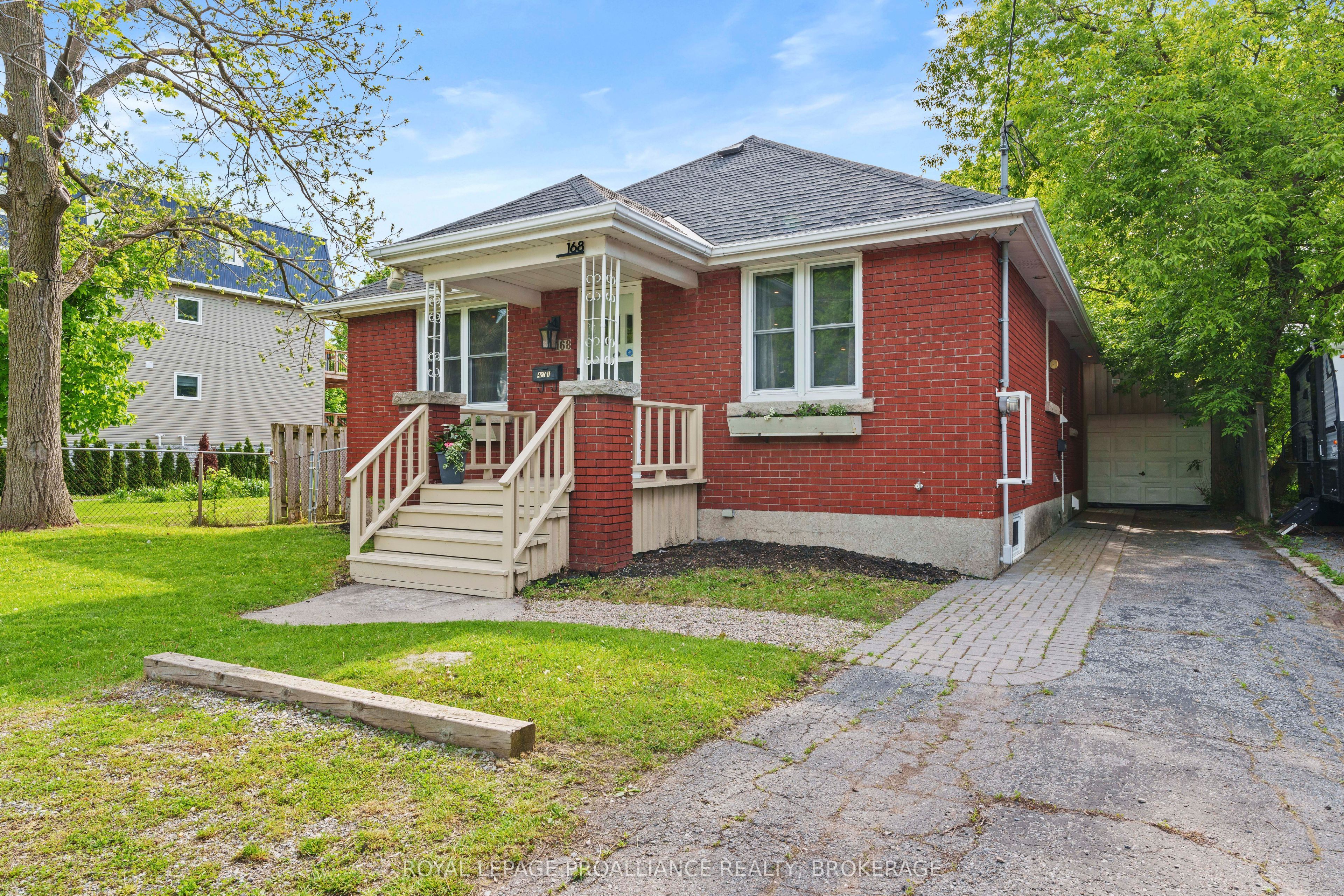168 Macdonnell Street Property Photo 2
