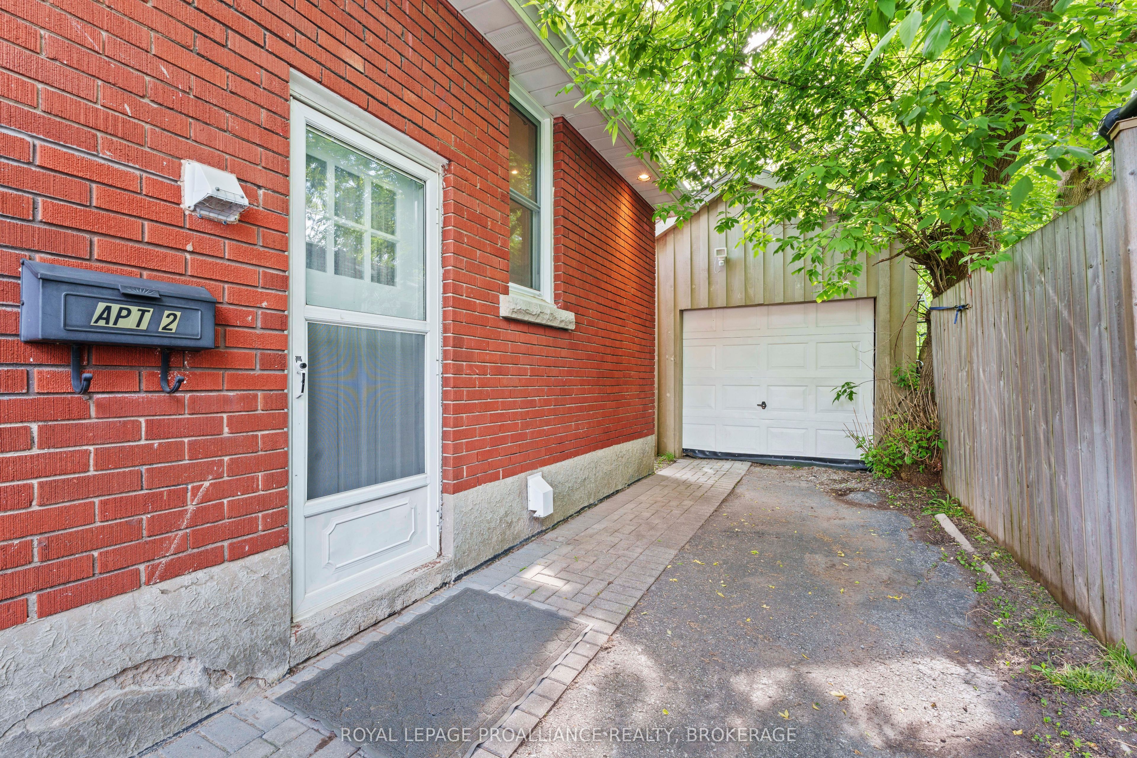 168 Macdonnell Street Property Photo 3