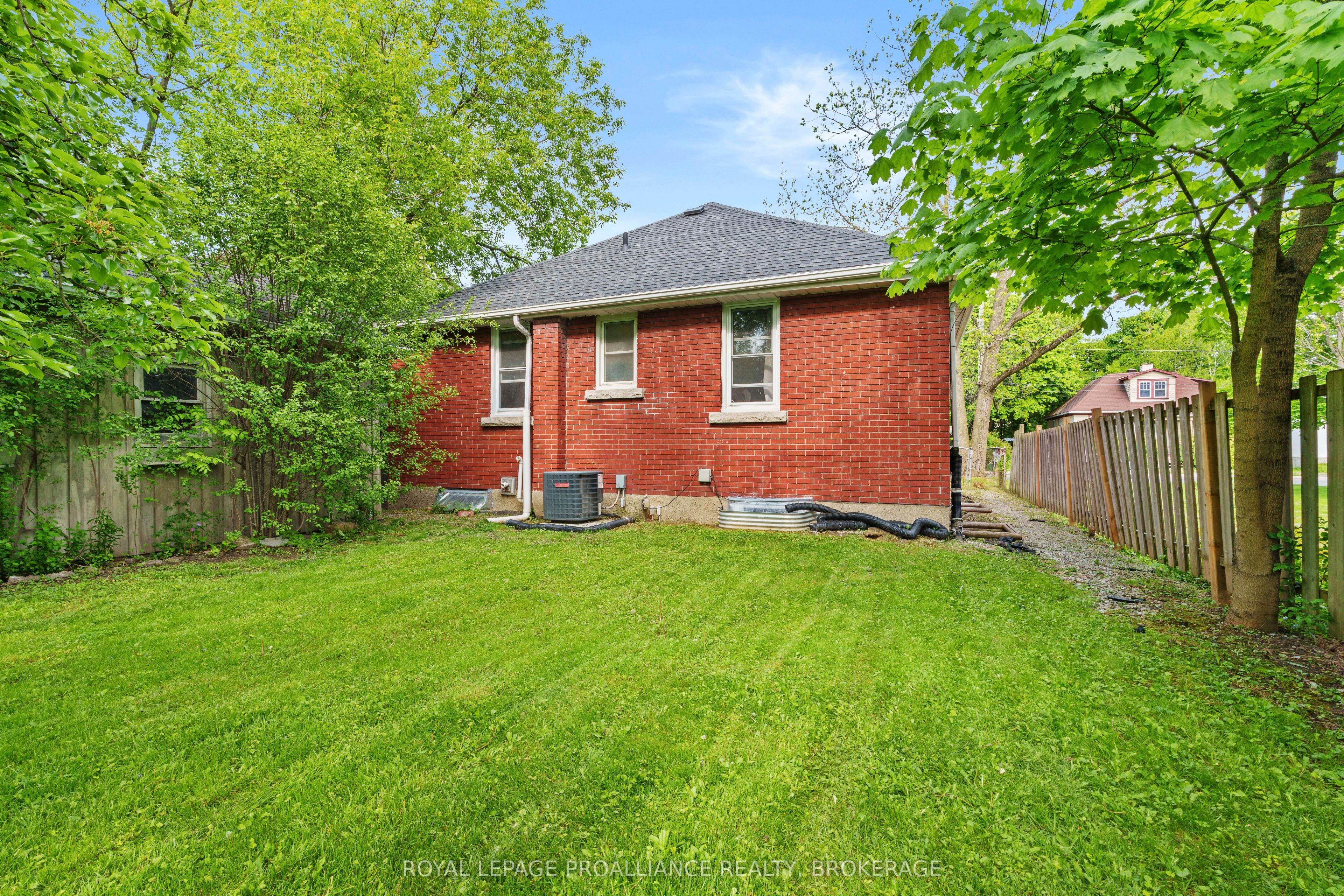 168 Macdonnell Street Property Photo 7