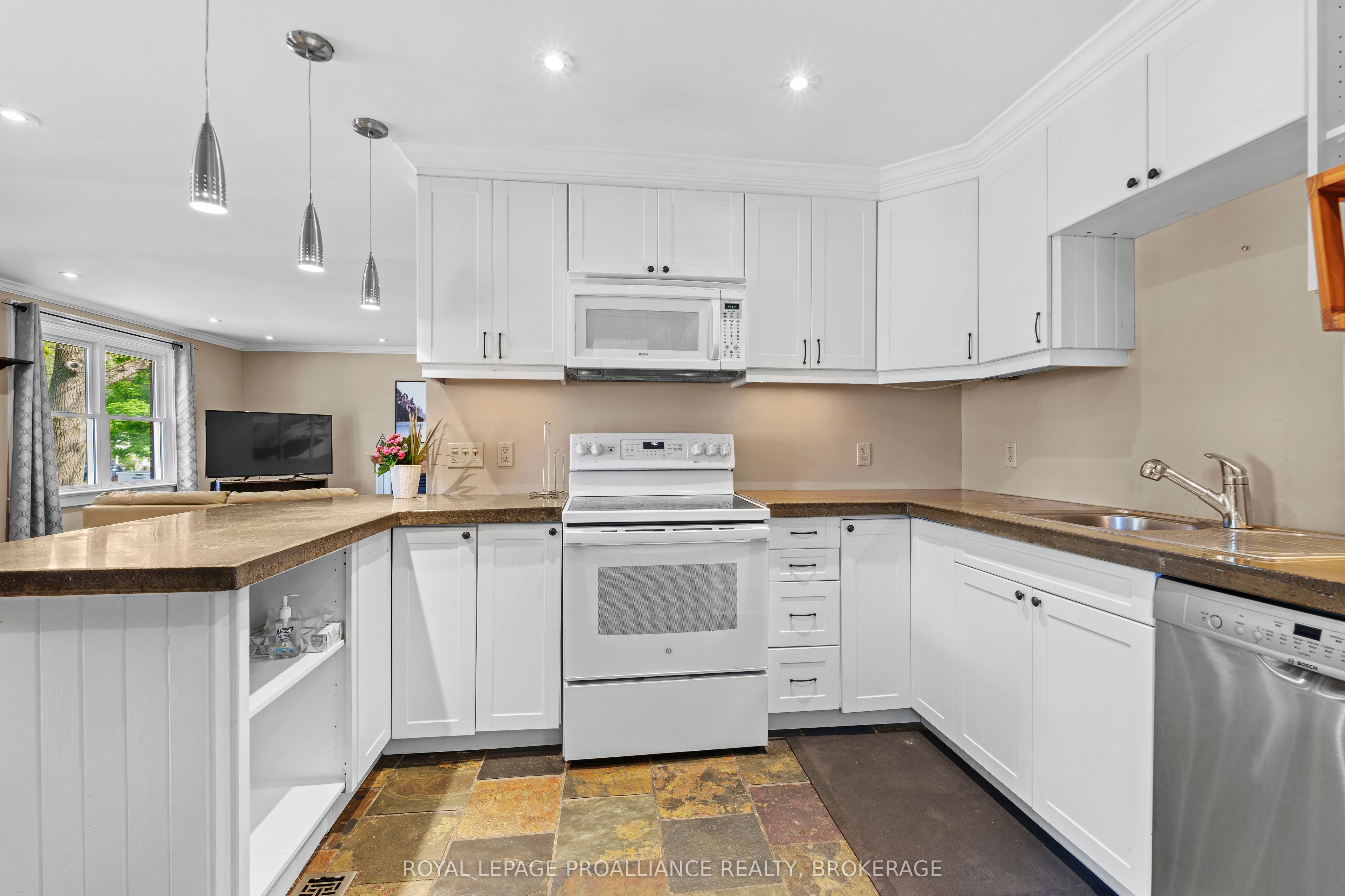 168 Macdonnell Street Property Photo 13