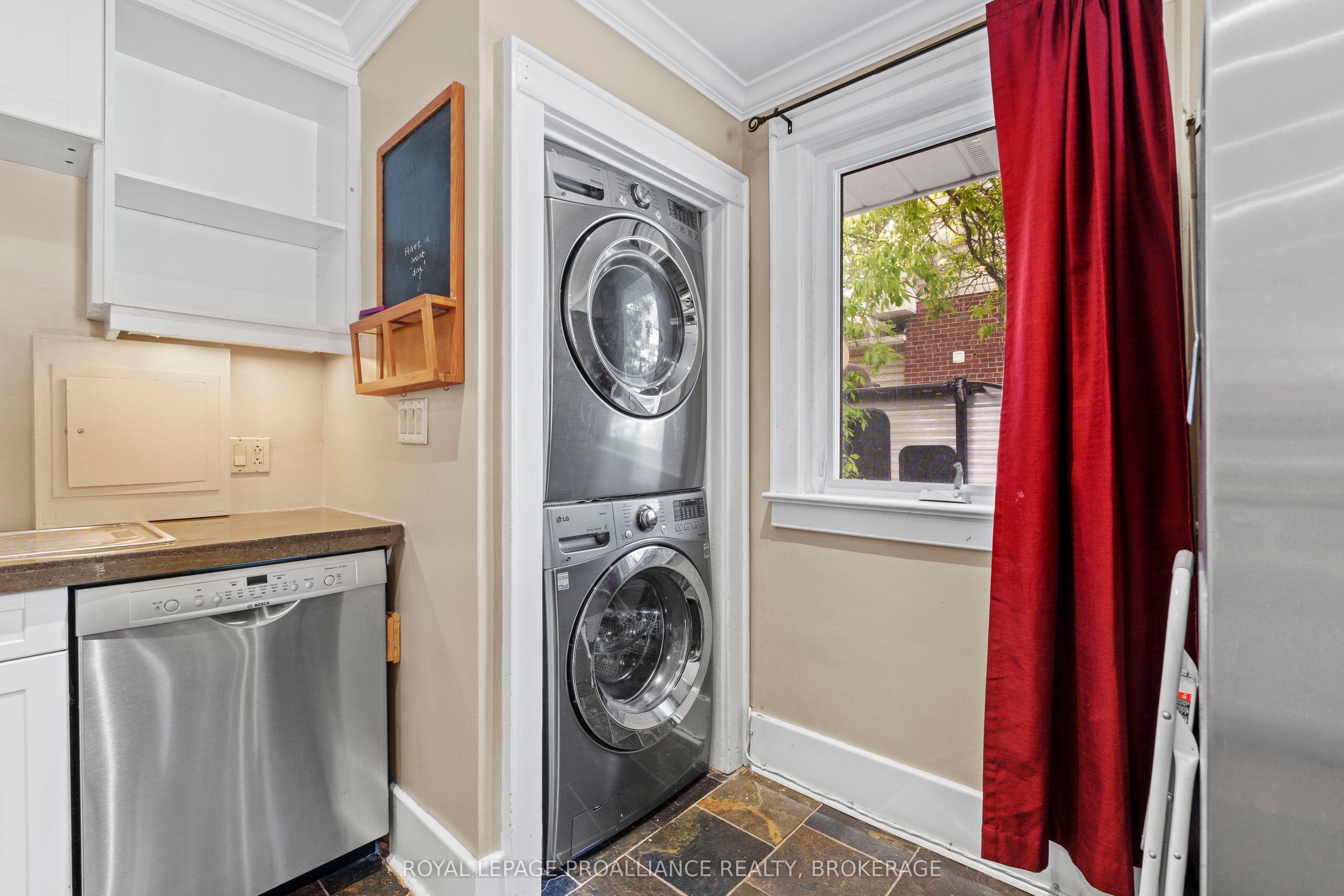 168 Macdonnell Street Property Photo 15