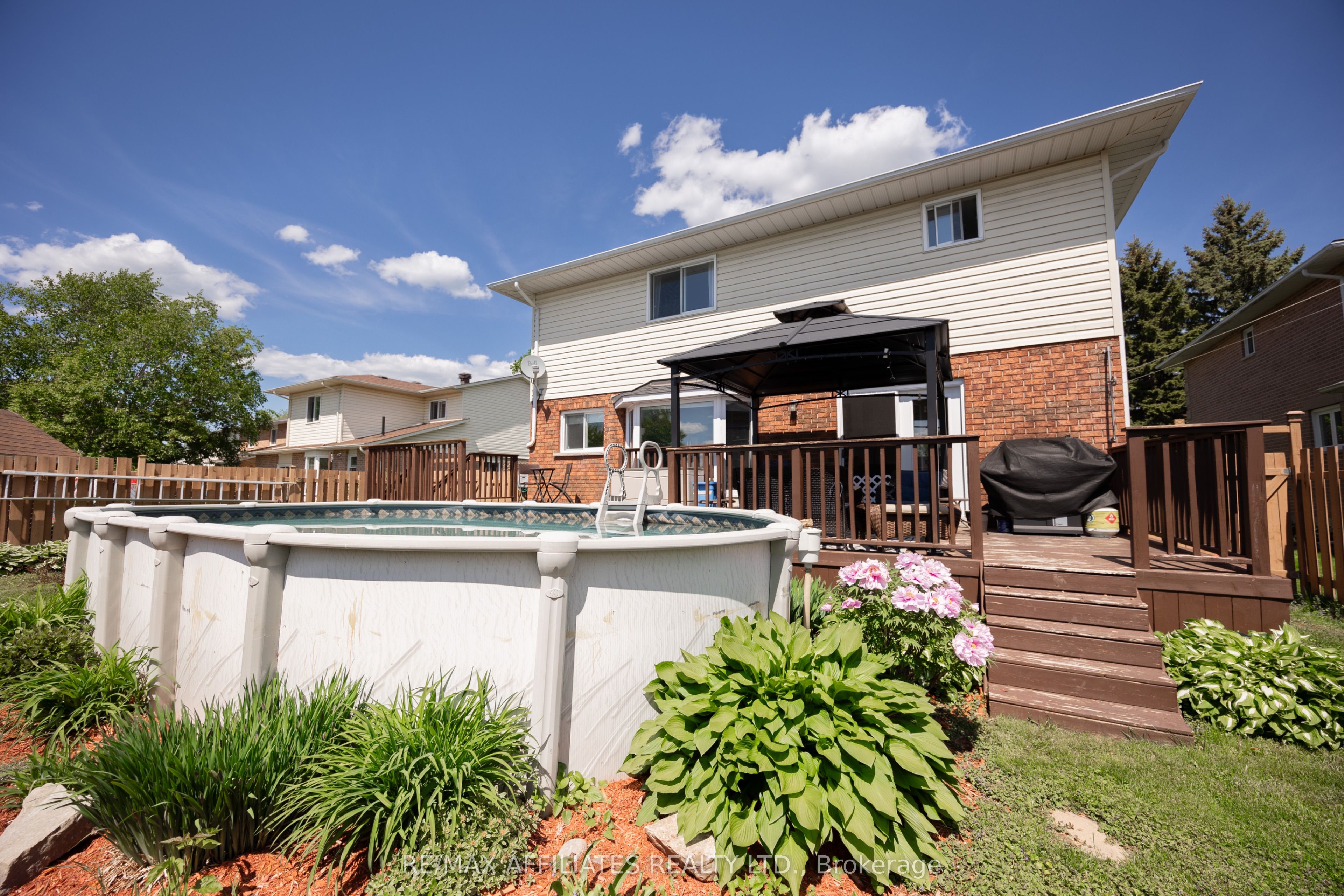 246 Allan Street Property Photo 33