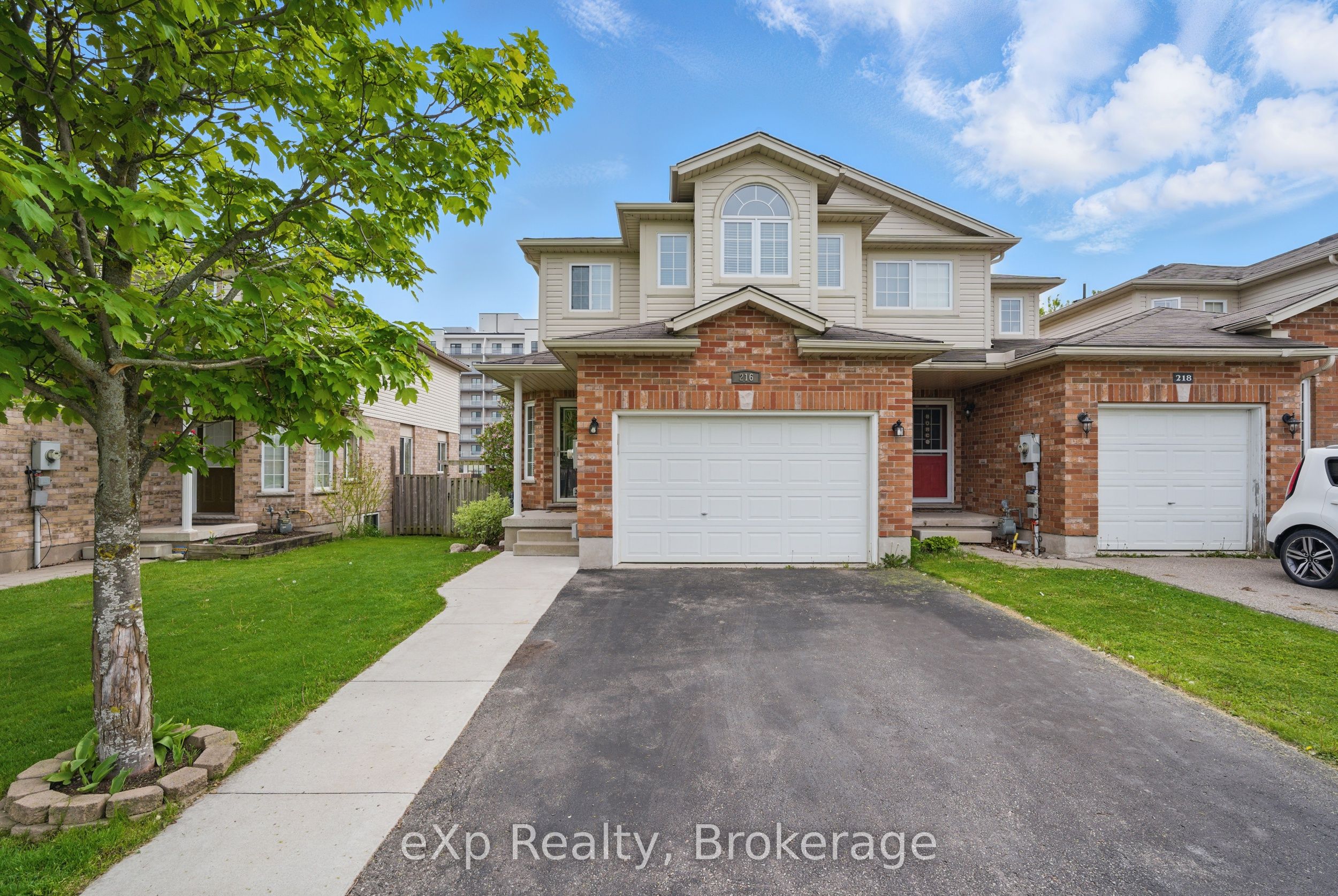 216 Severn Drive Property Photo 1