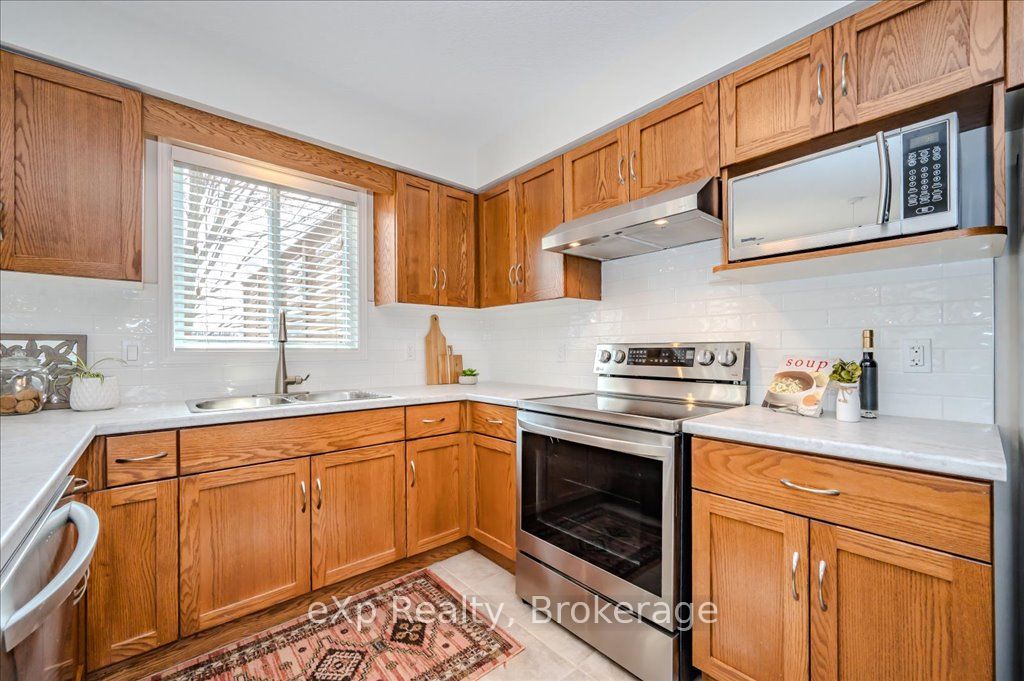 216 Severn Drive Property Photo 10