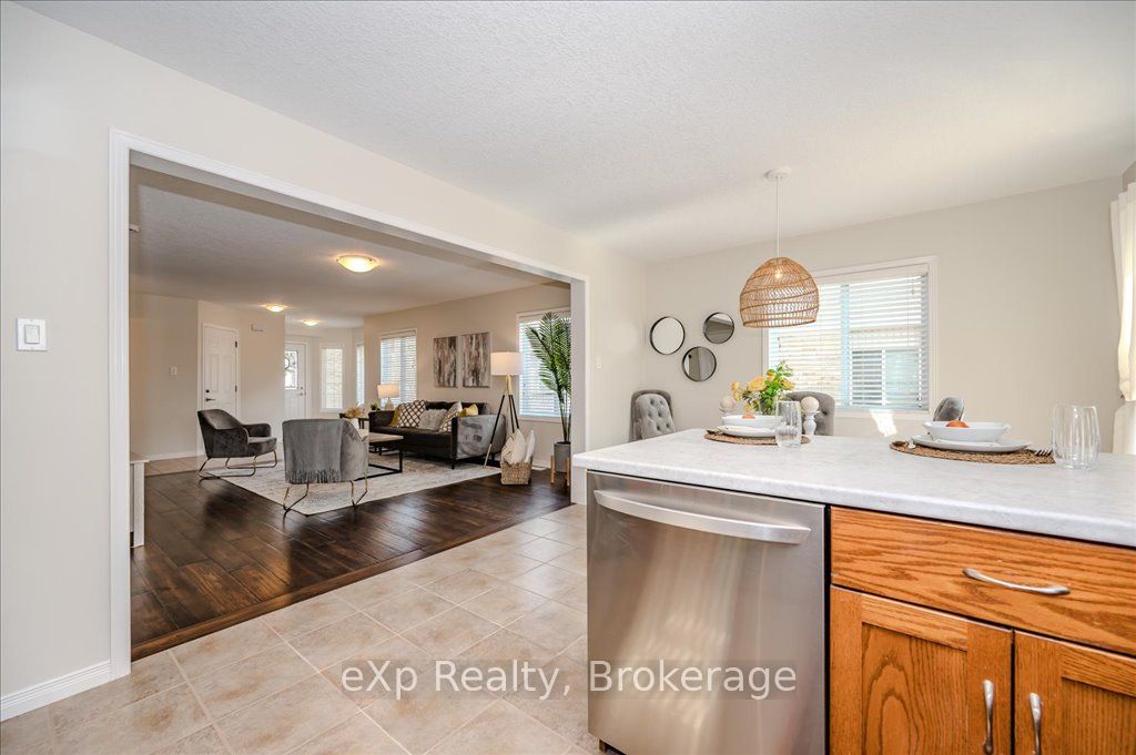 216 Severn Drive Property Photo 12