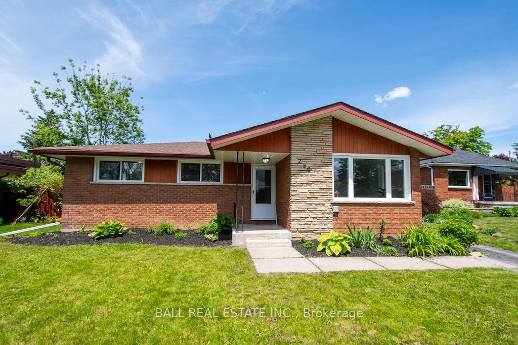286 Sunset Boulevard Property Photo 1