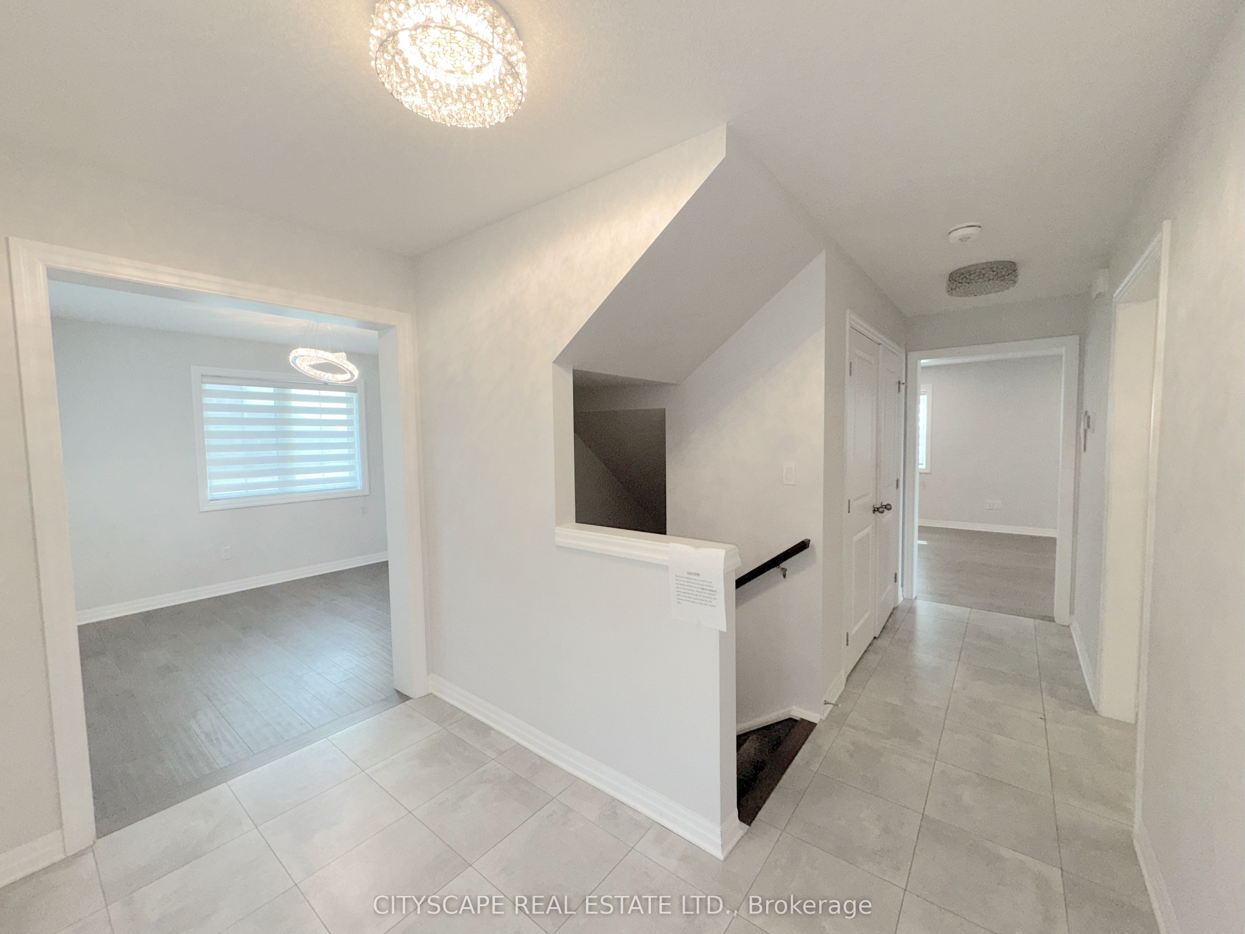 118 Benjamin Parkway Property Photo 6