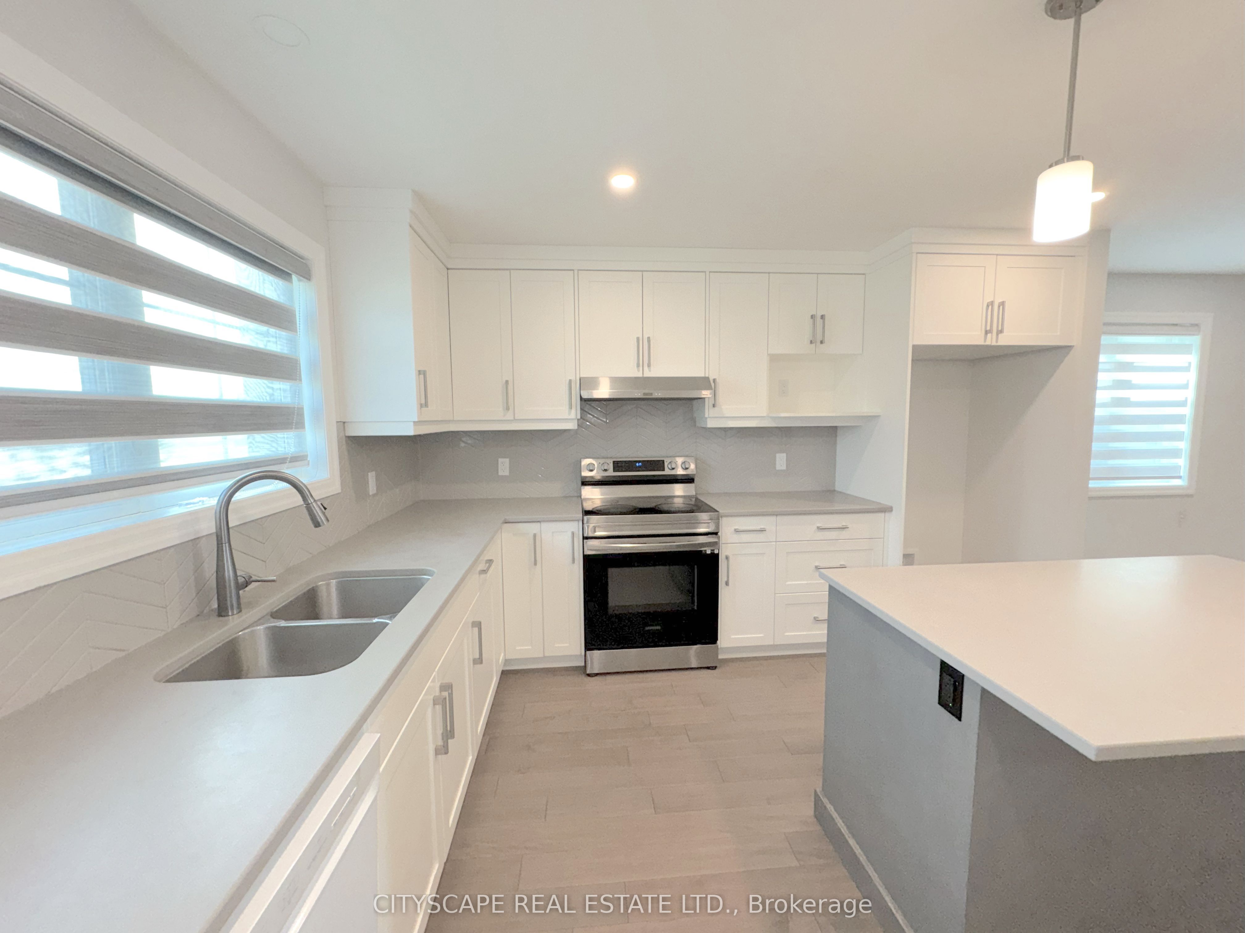 118 Benjamin Parkway Property Photo 8