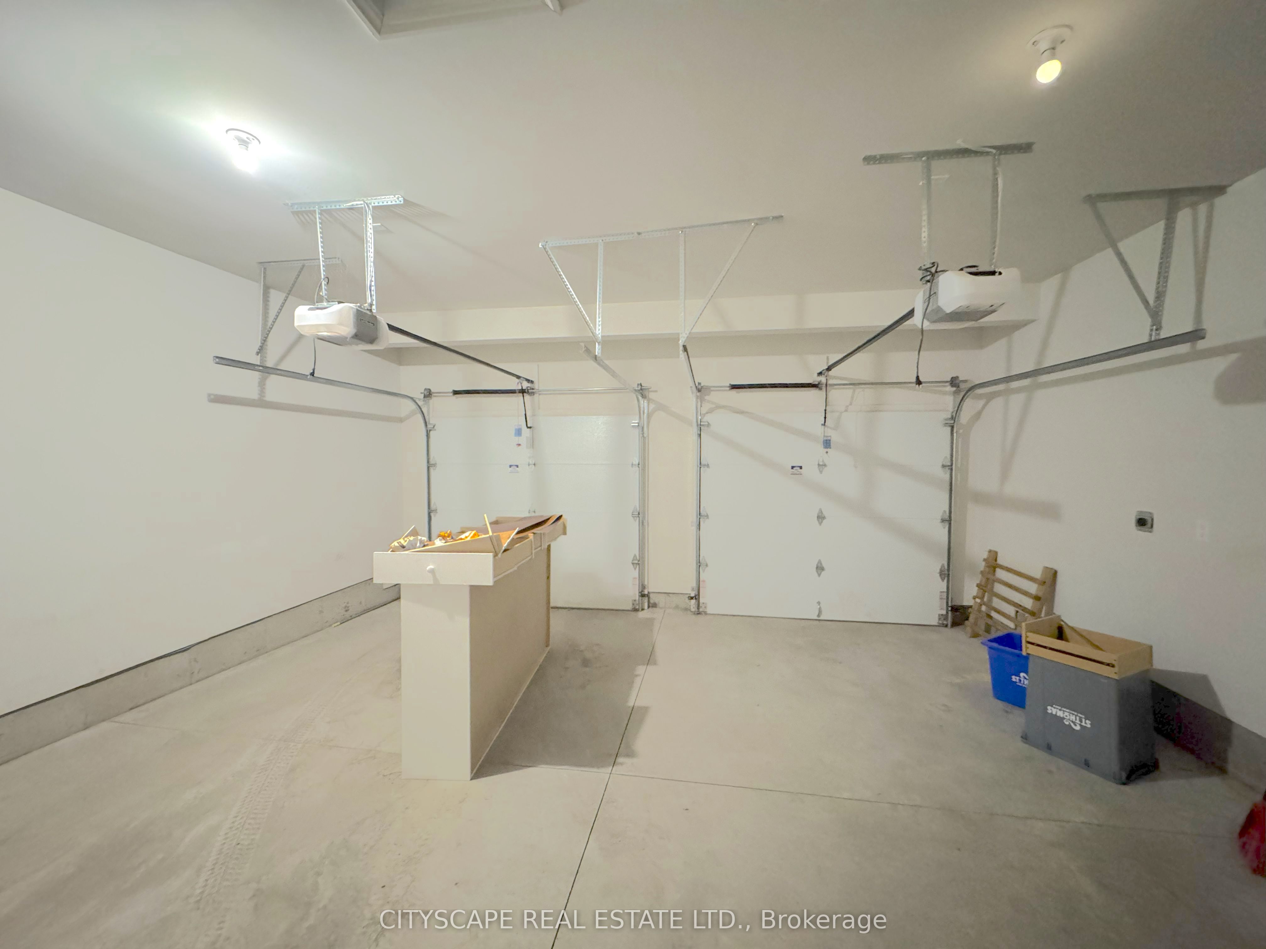 118 Benjamin Parkway Property Photo 17