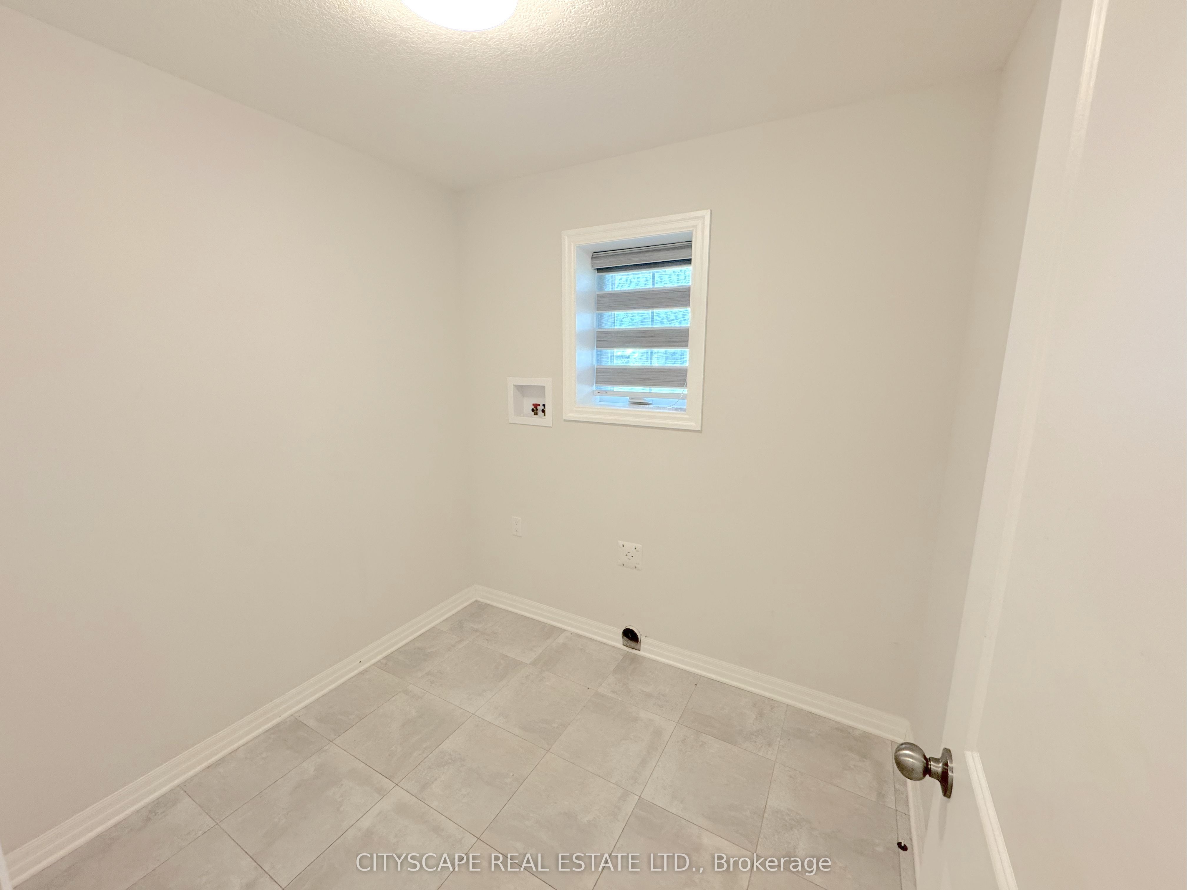 118 Benjamin Parkway Property Photo 20