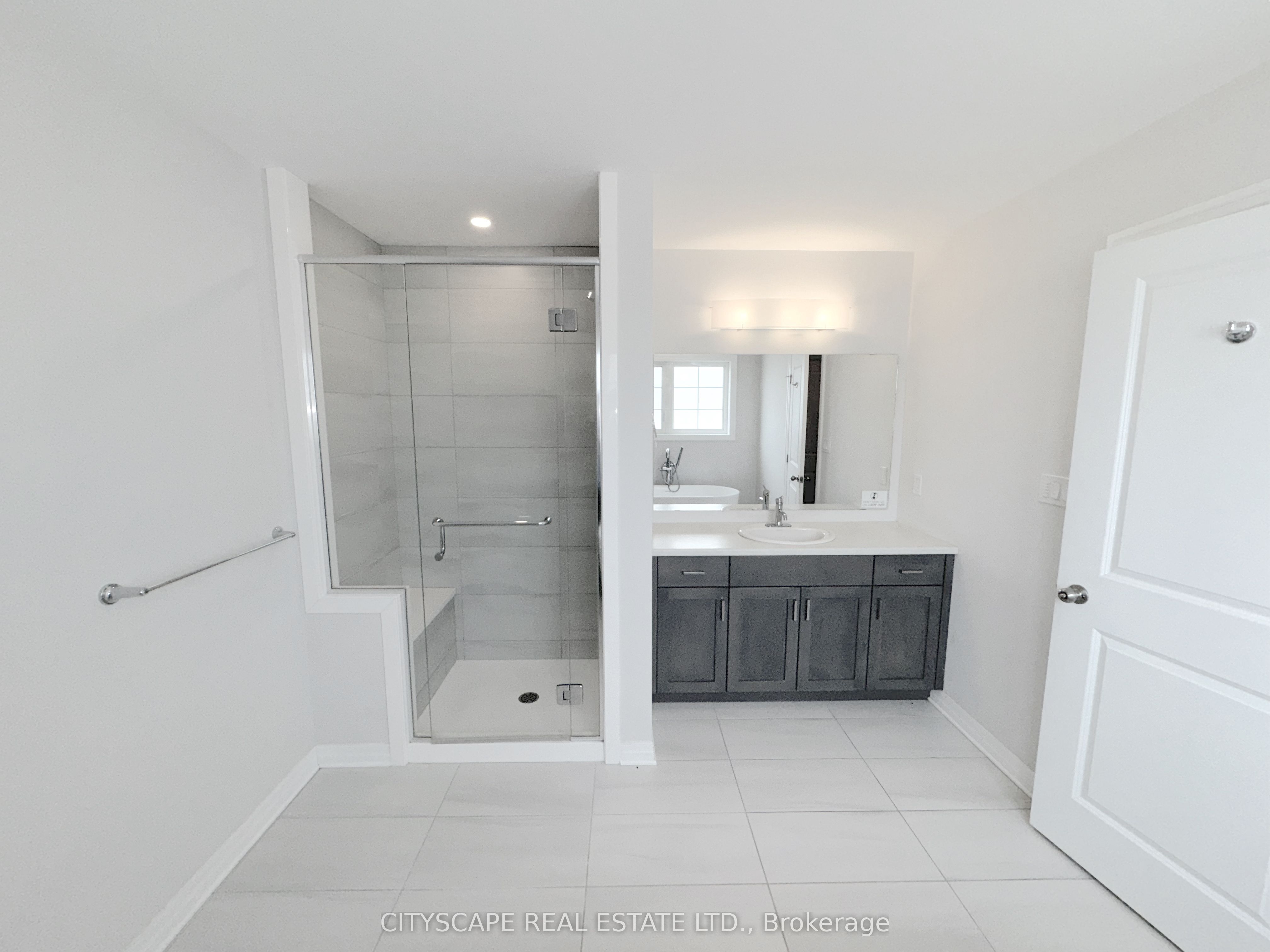 118 Benjamin Parkway Property Photo 29