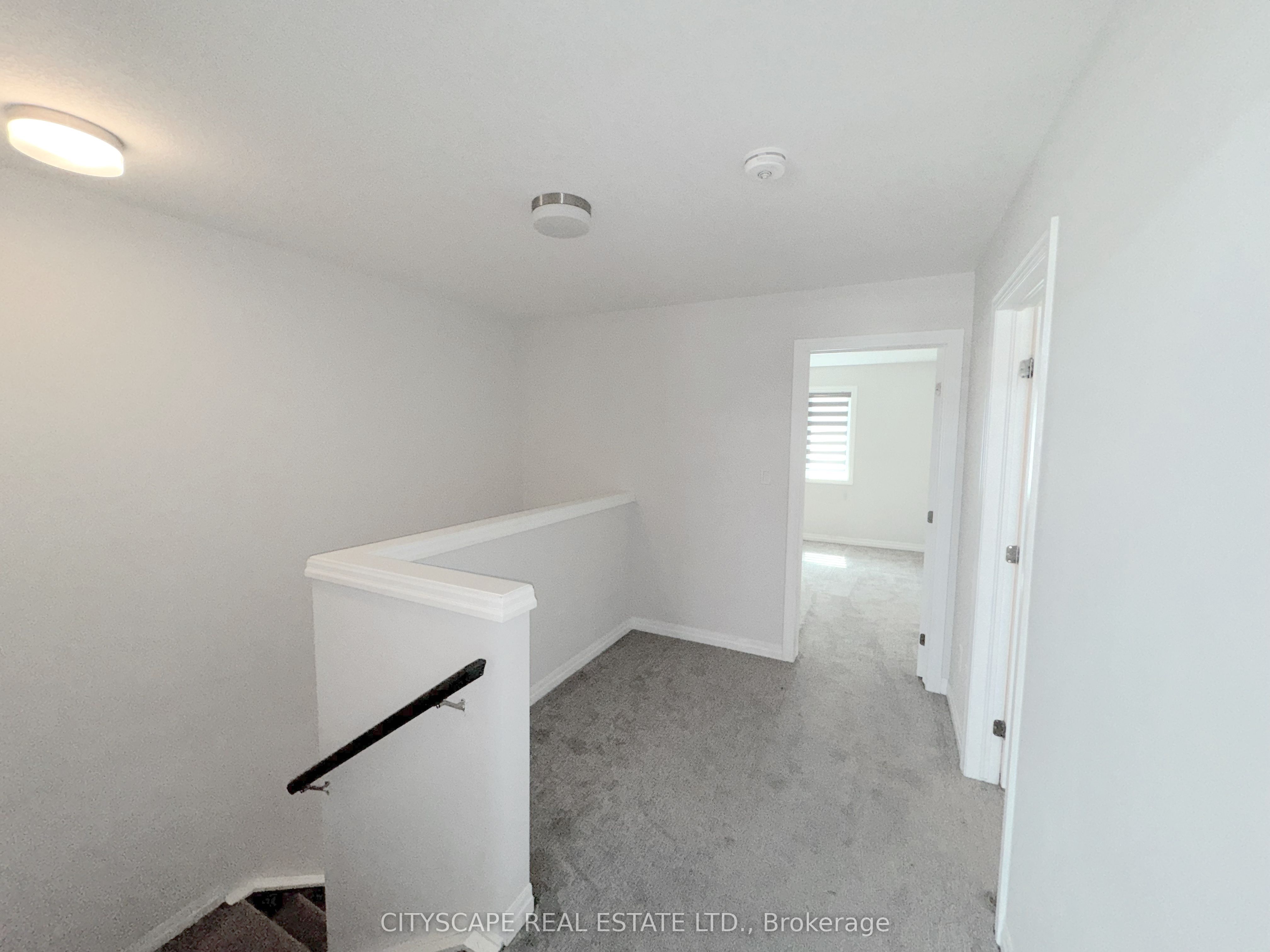 118 Benjamin Parkway Property Photo 31