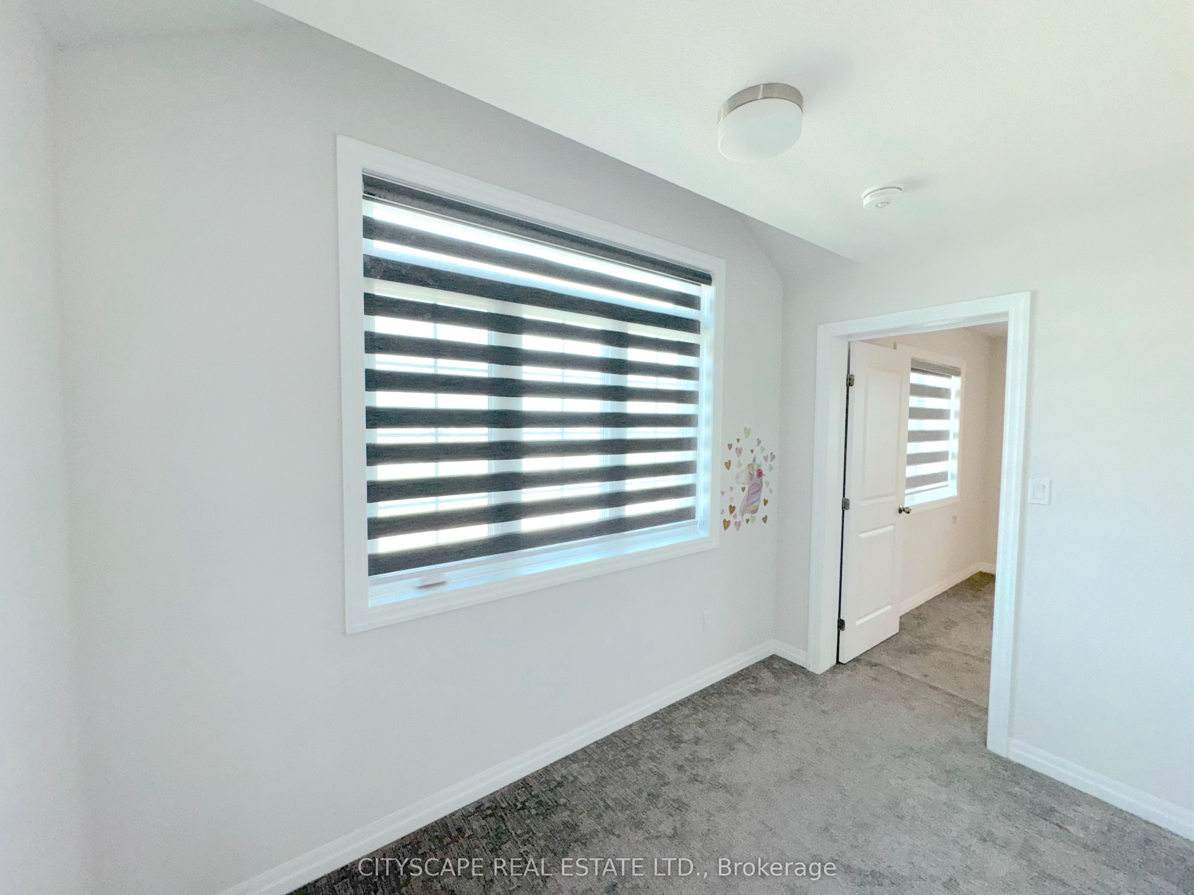 118 Benjamin Parkway Property Photo 32