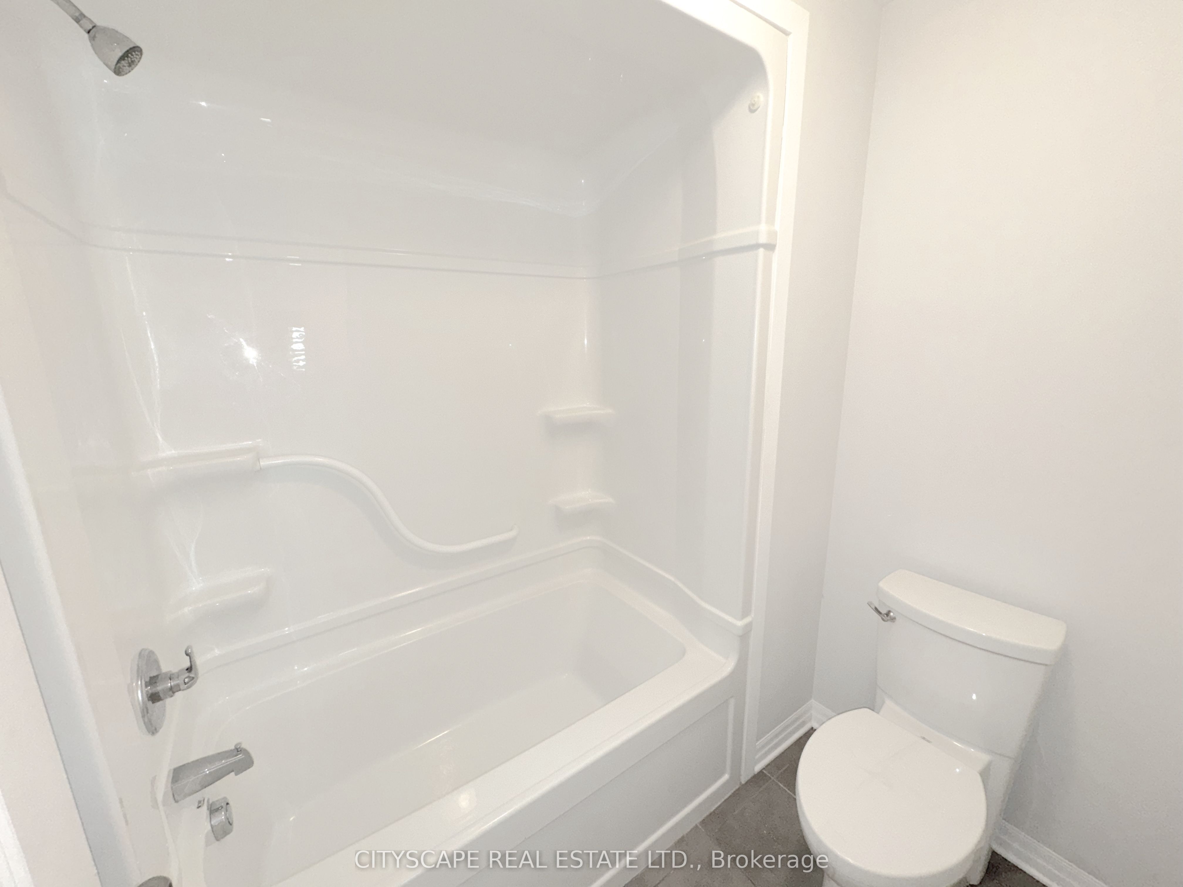 118 Benjamin Parkway Property Photo 36