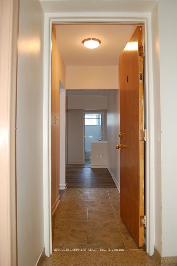 1284 Fennell Ave E Property Photo 20