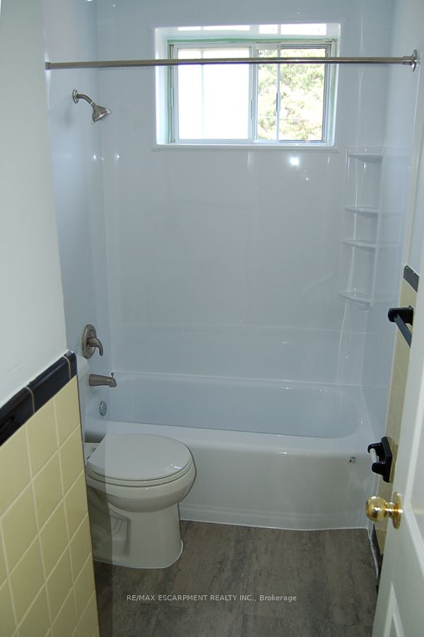 1284 Fennell Ave E Property Photo 24