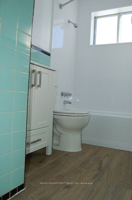 1284 Fennell Ave E Property Photo 28