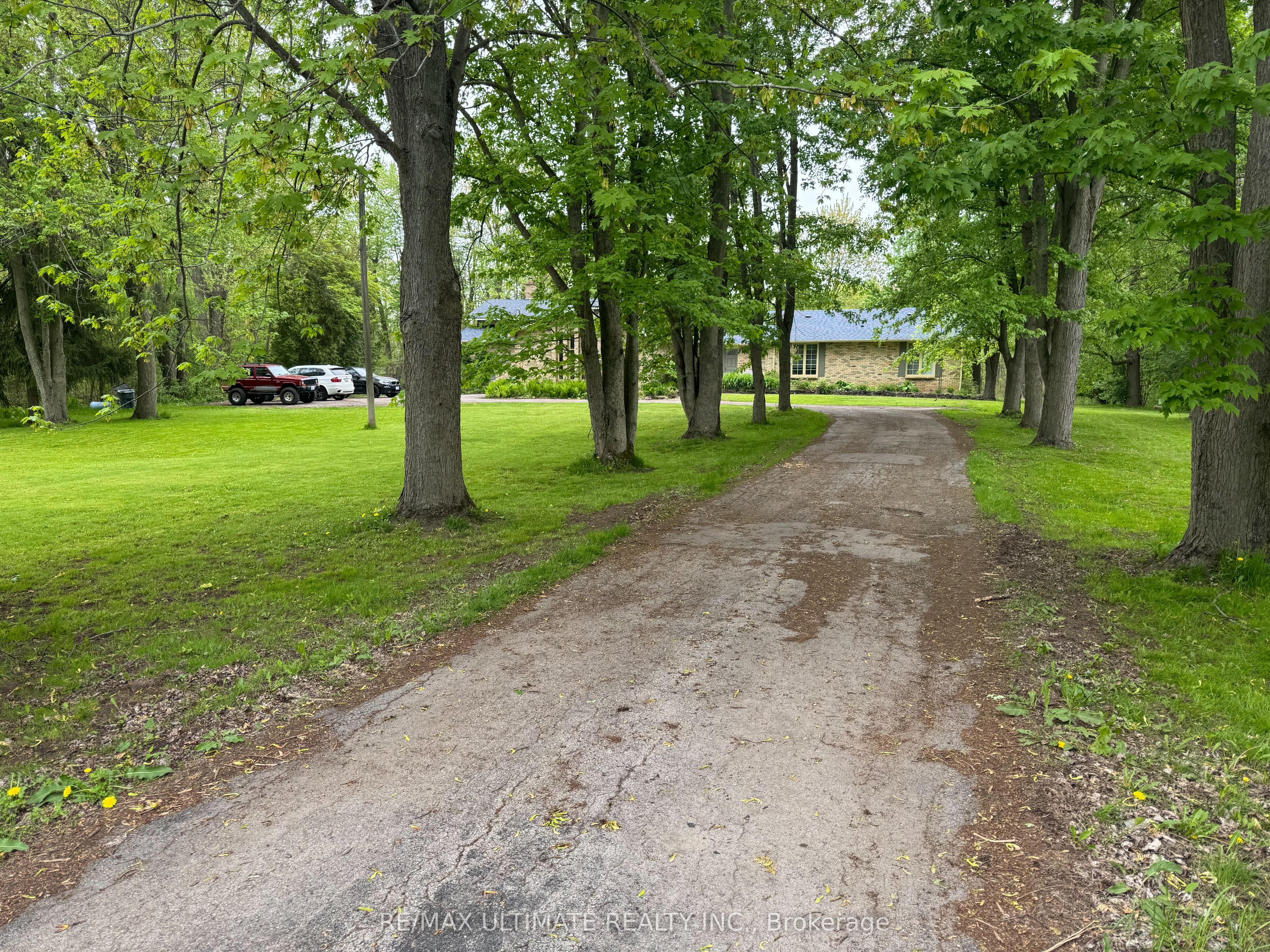 1480 Highway 6 Property Photo 10