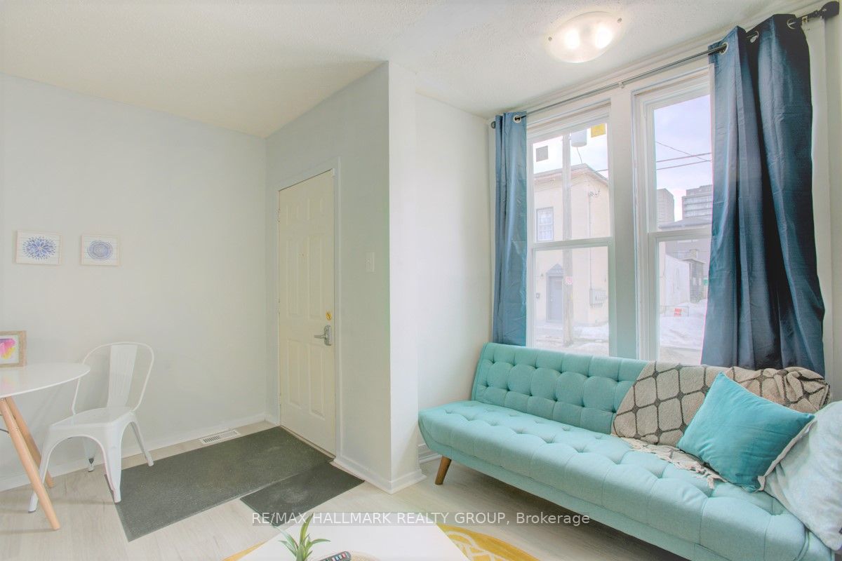 115 Carruthers Avenue Property Photo 3