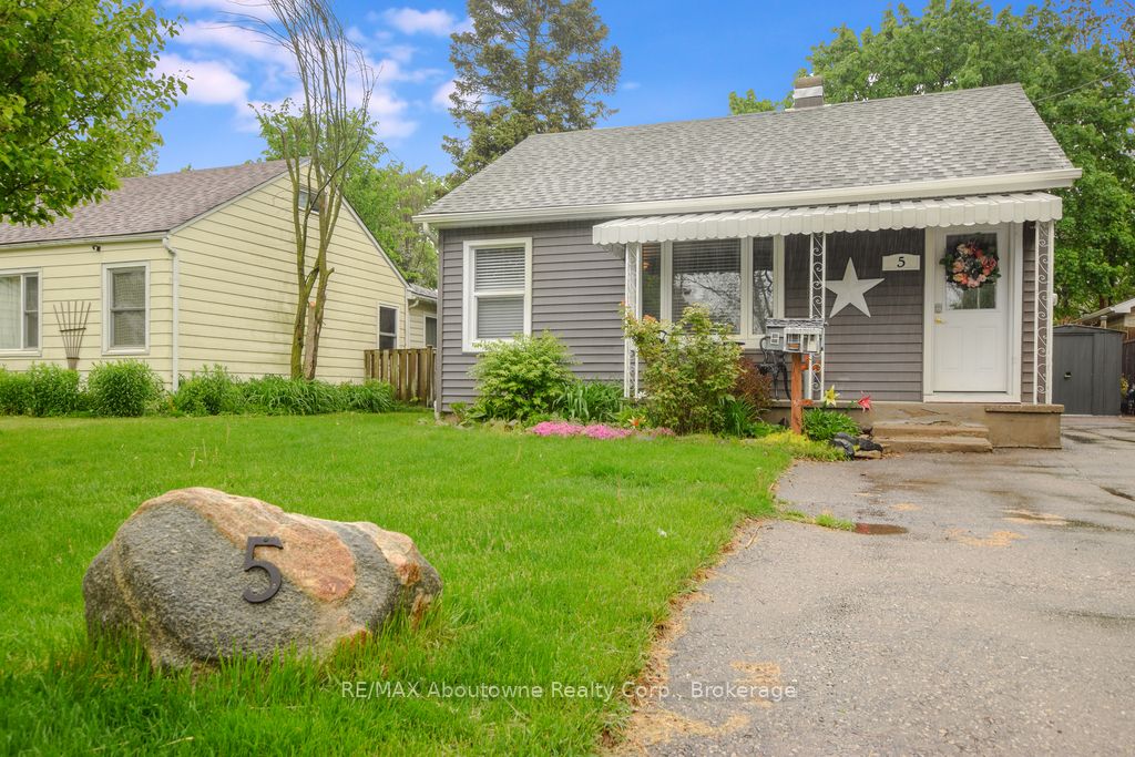 5 Vimy Street Property Photo 1