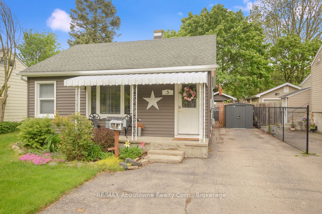 5 Vimy Street Property Photo 2