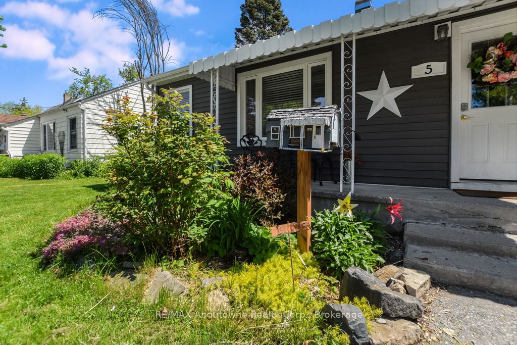 5 Vimy Street Property Photo 3
