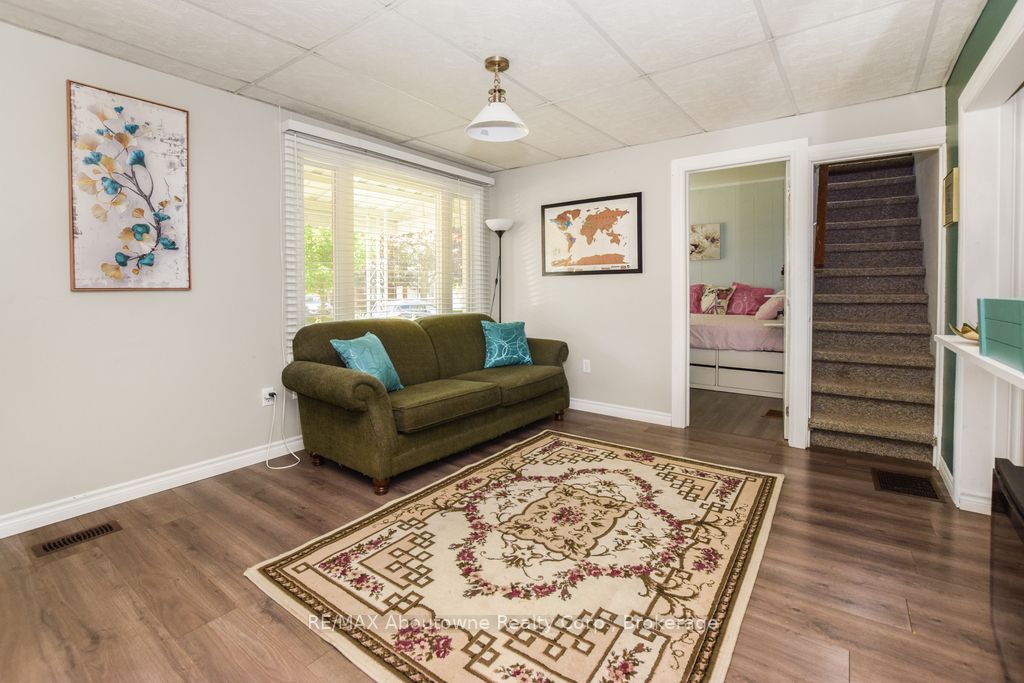 5 Vimy Street Property Photo 17