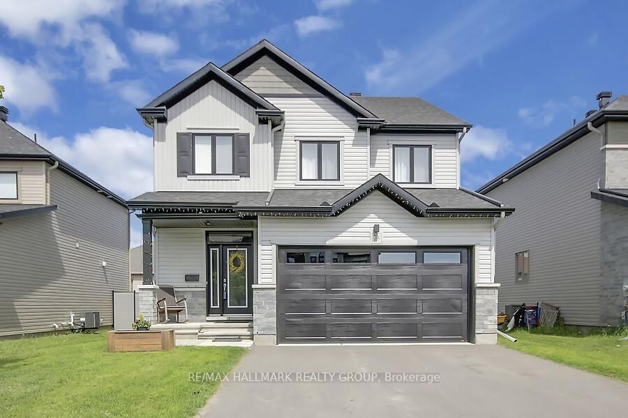 768 Namur Street Property Photo 1