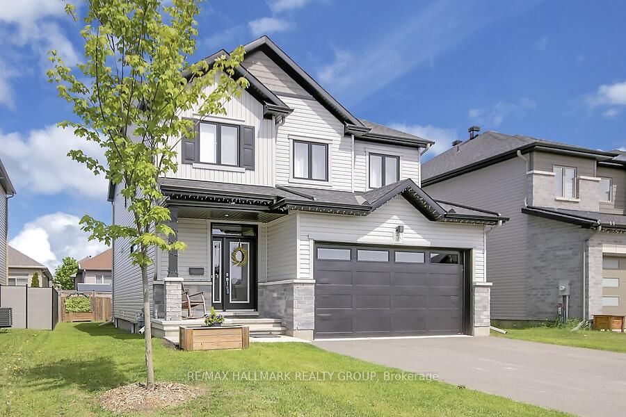 768 Namur Street Property Photo 2