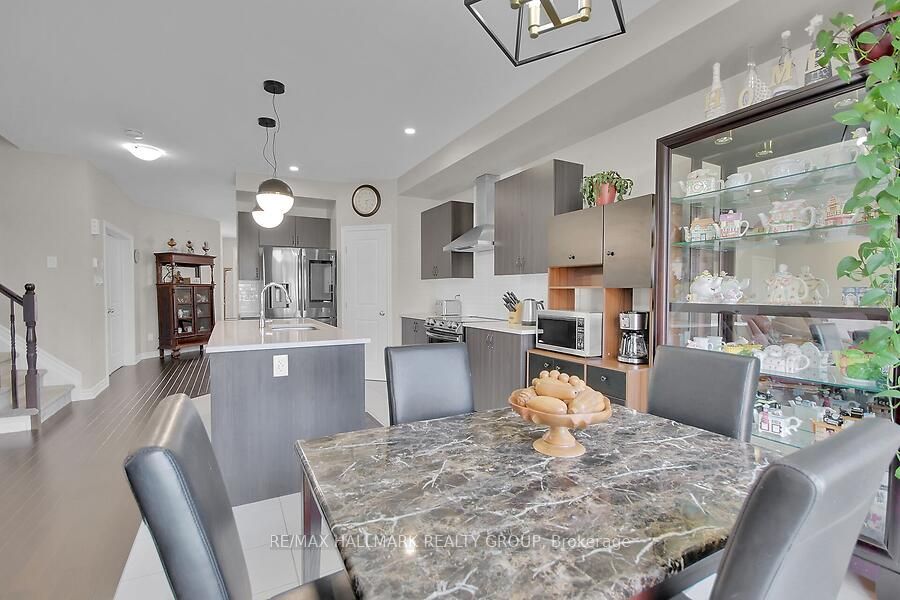 768 Namur Street Property Photo 16