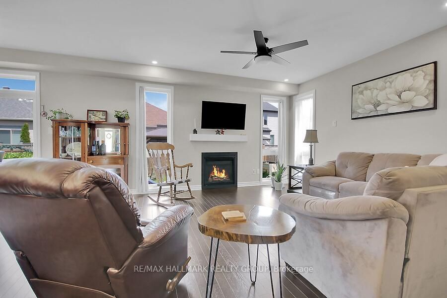 768 Namur Street Property Photo 20