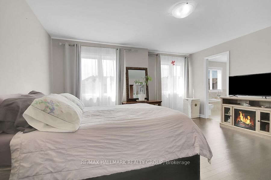 768 Namur Street Property Photo 22