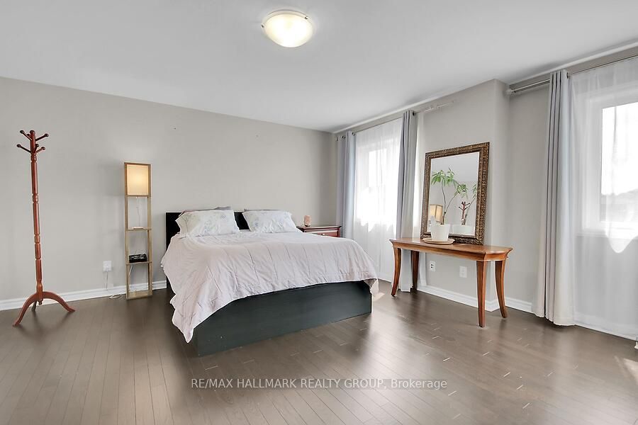 768 Namur Street Property Photo 23
