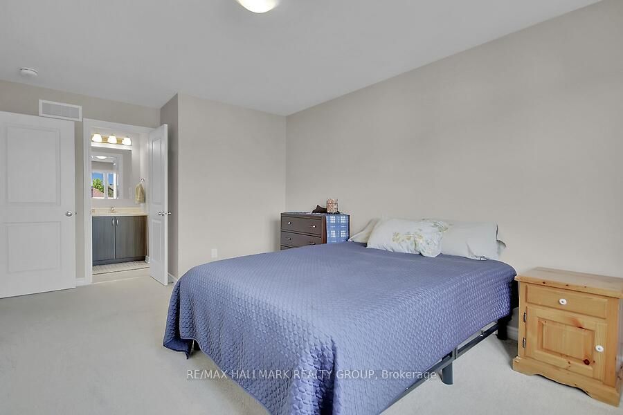 768 Namur Street Property Photo 30