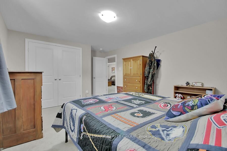 768 Namur Street Property Photo 36