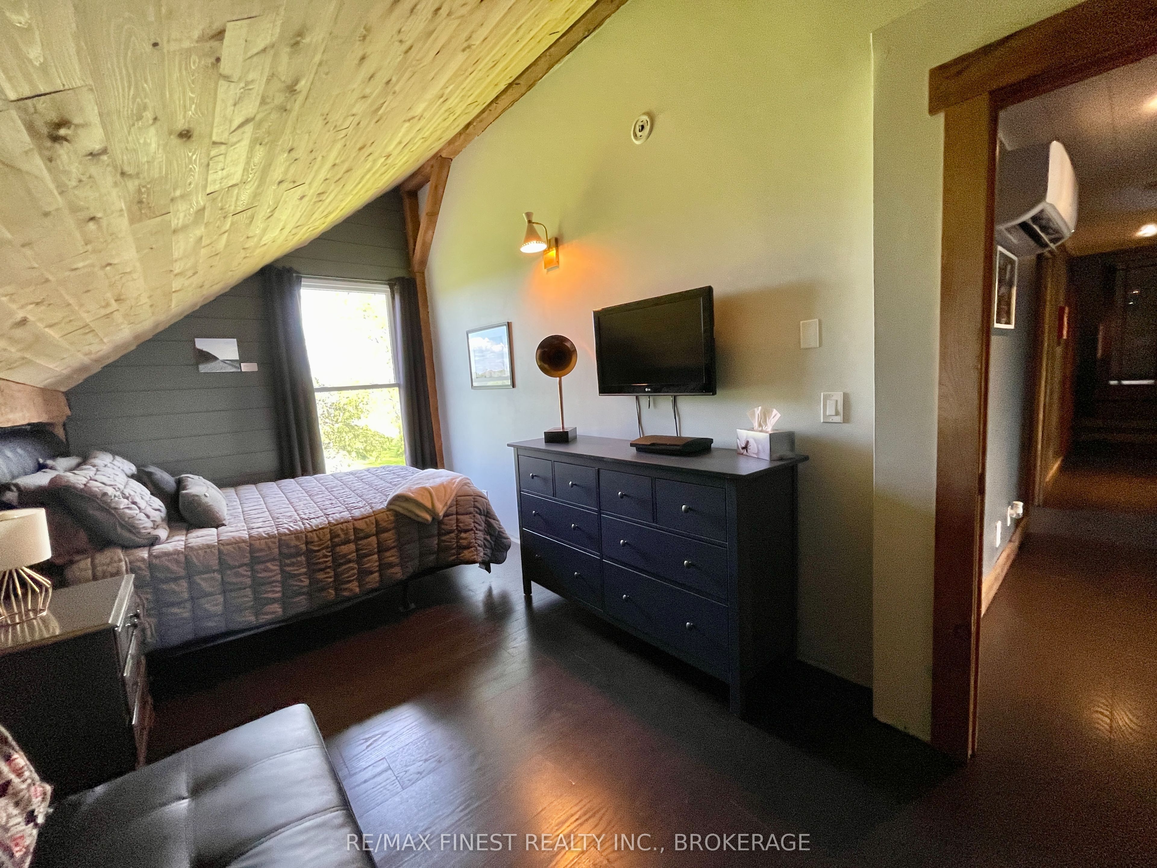 9261 Highway 33 Property Photo 33