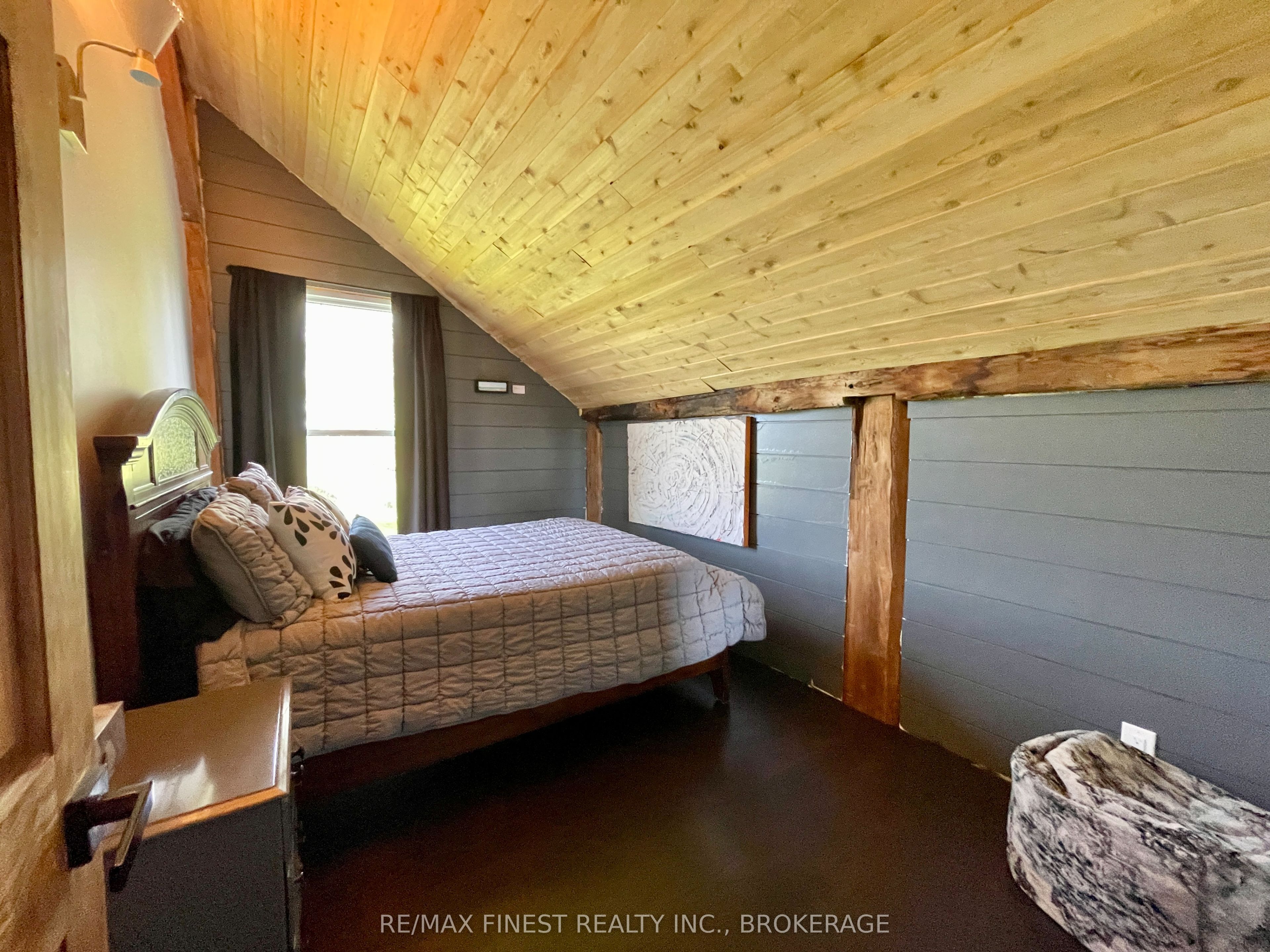 9261 Highway 33 Property Photo 40