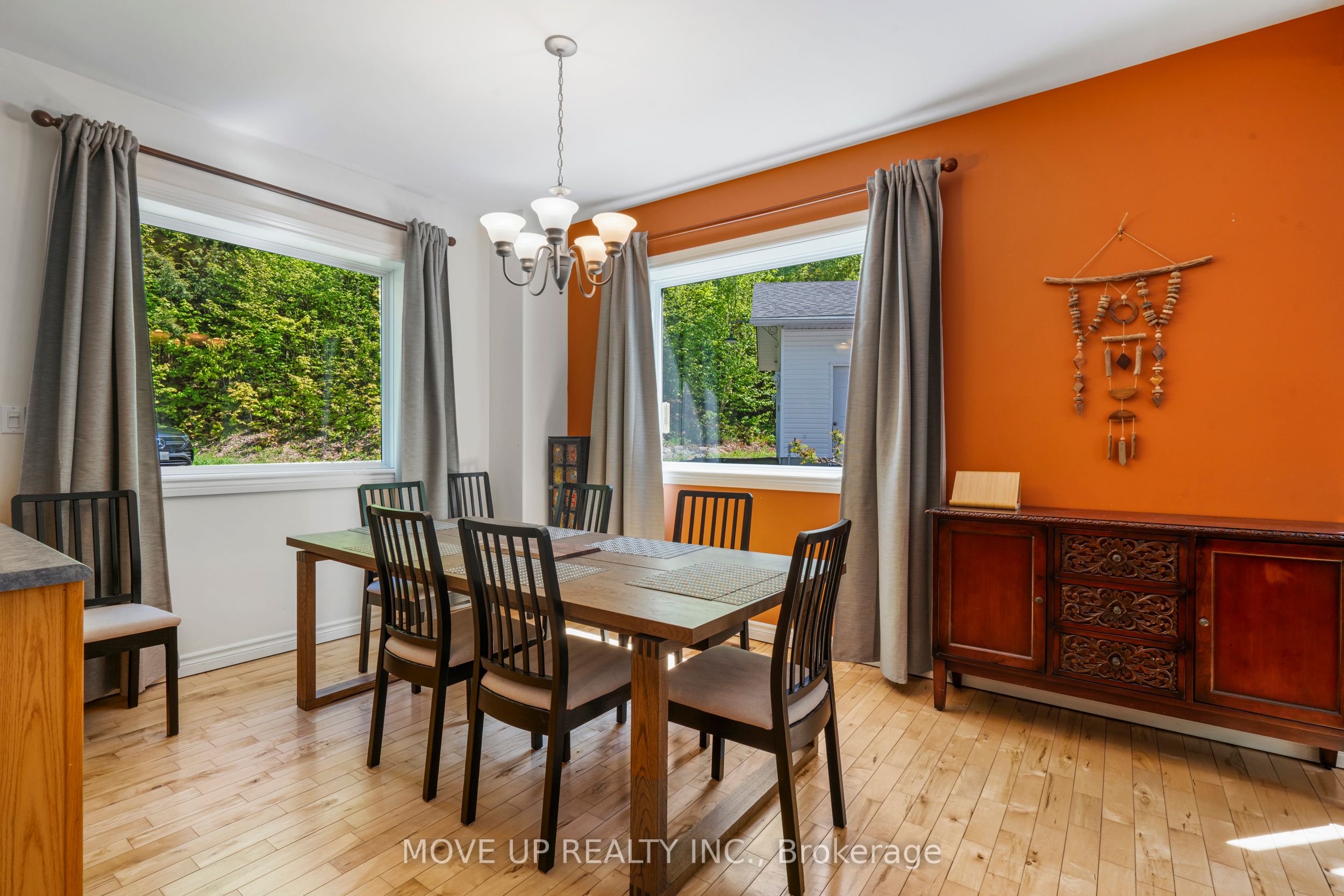 1884 Brunel Road Property Photo 10