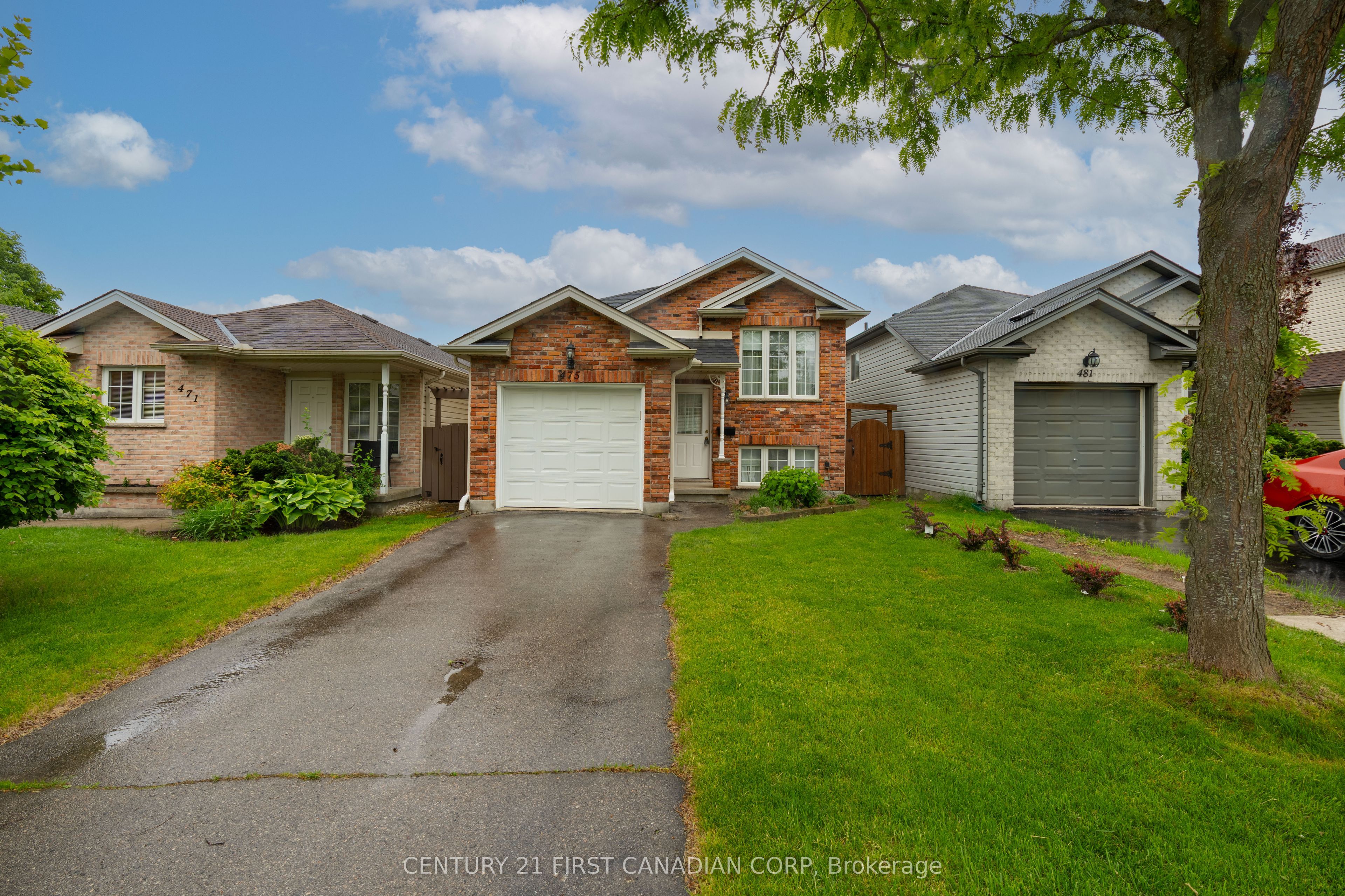 475 Exmouth Circle Property Photo 3
