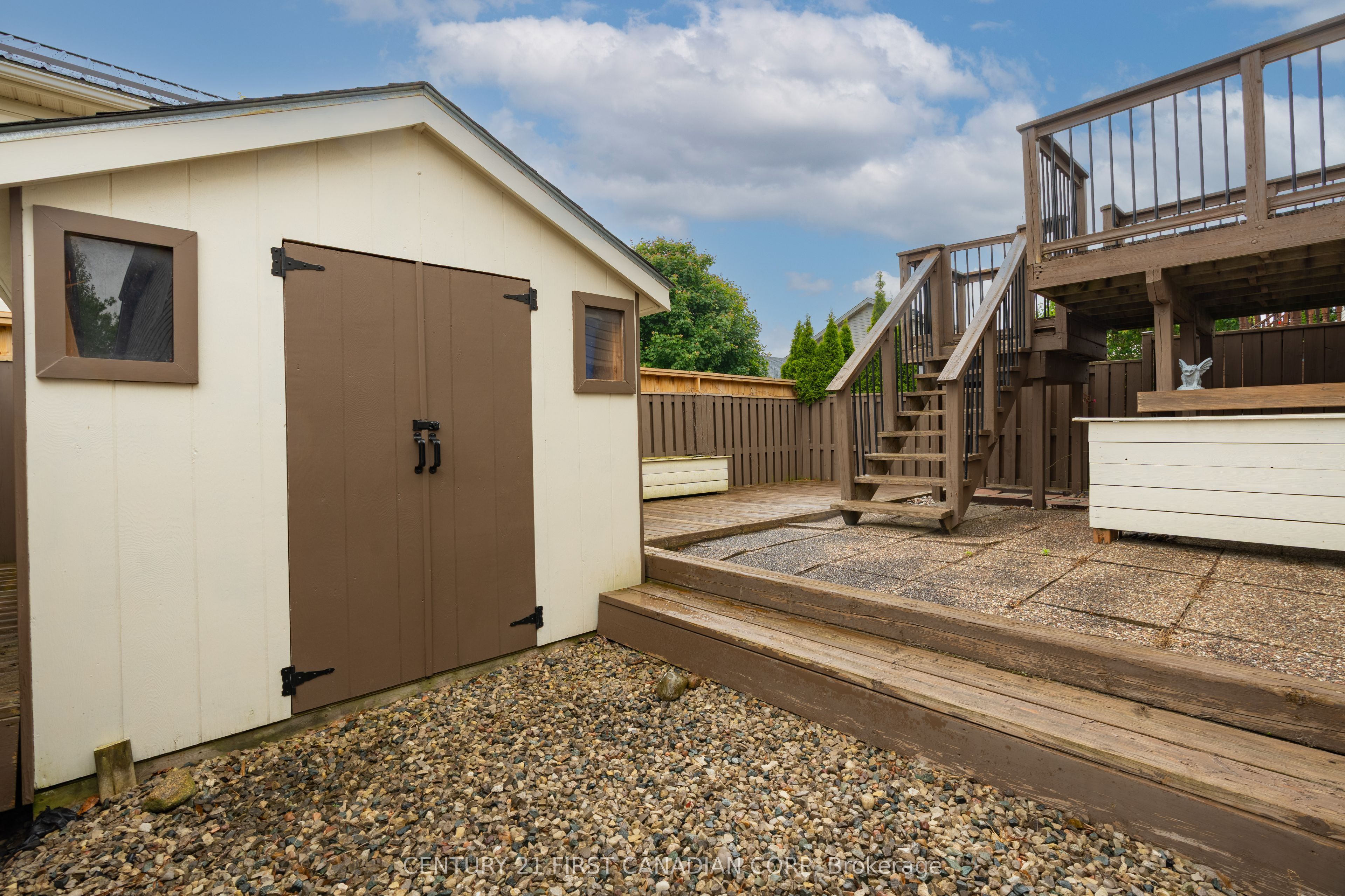 475 Exmouth Circle Property Photo 5