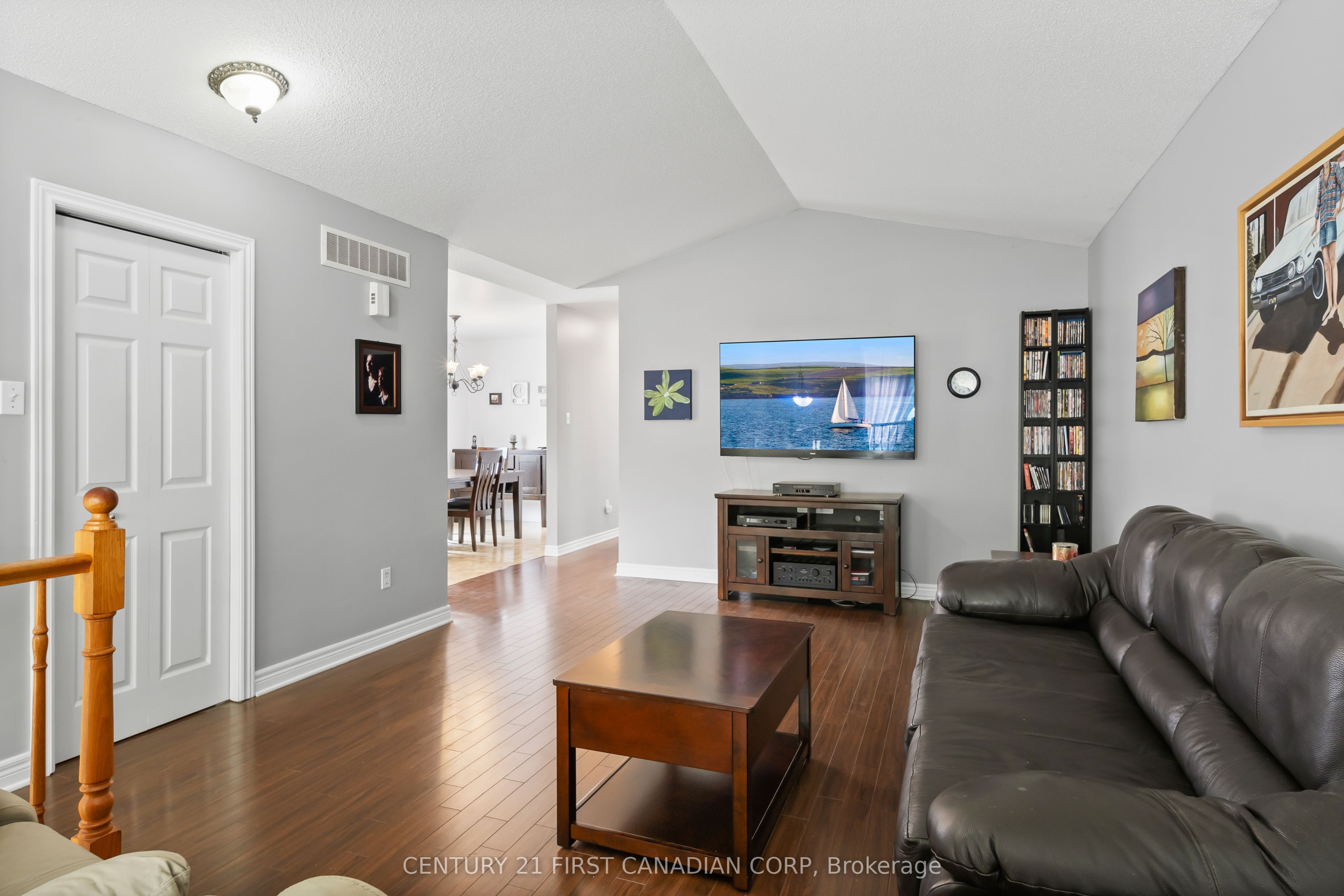 475 Exmouth Circle Property Photo 11