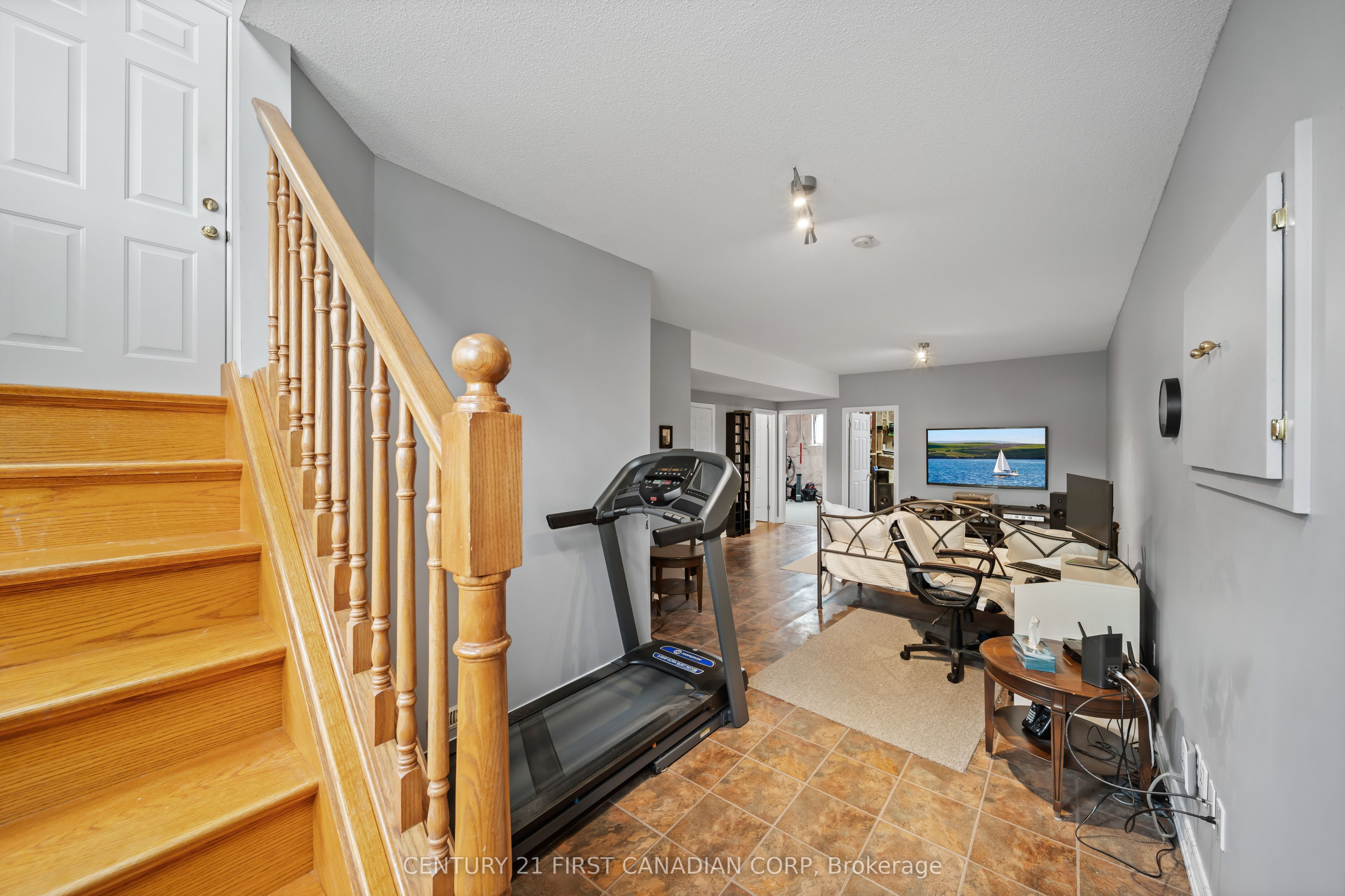 475 Exmouth Circle Property Photo 29