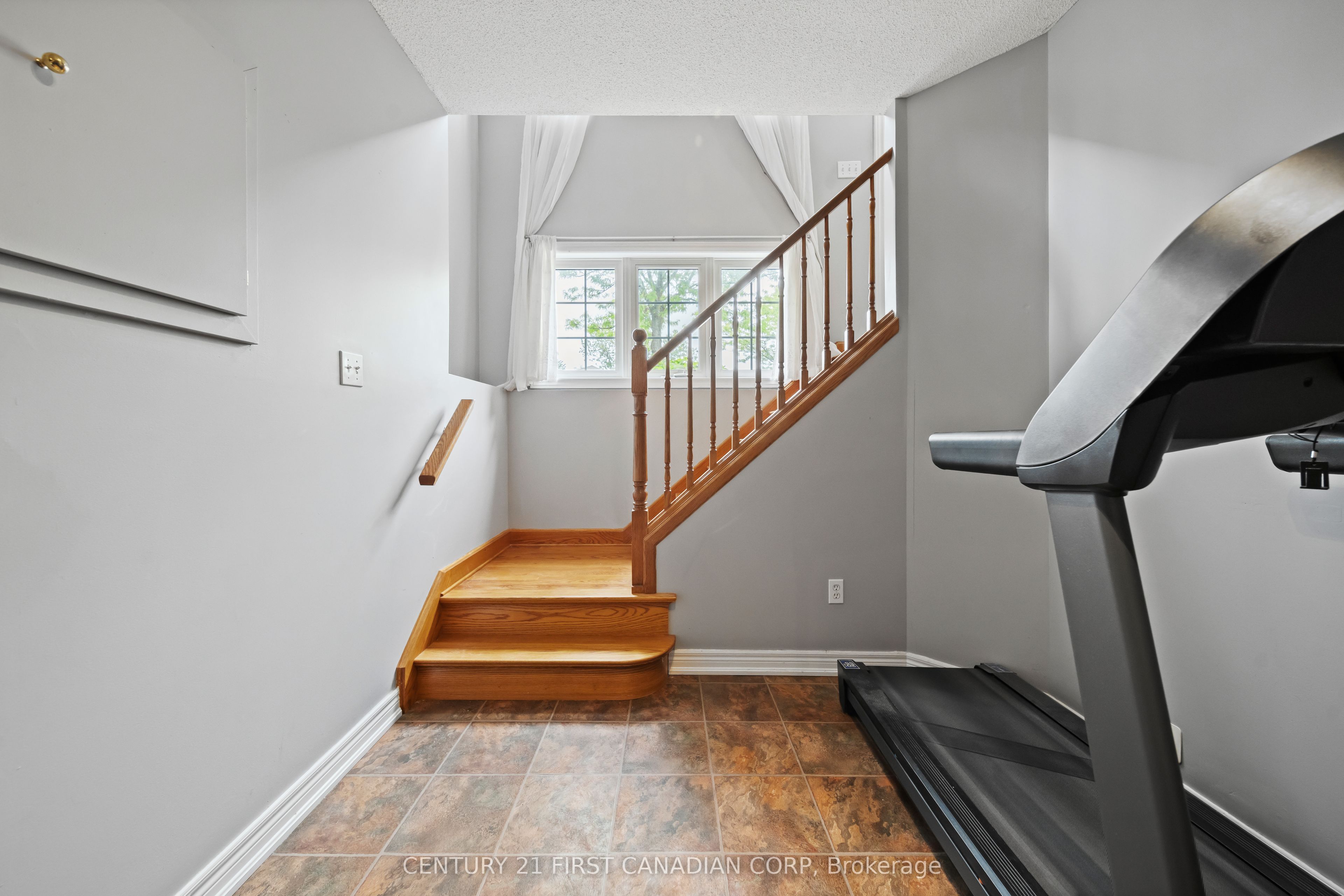 475 Exmouth Circle Property Photo 30