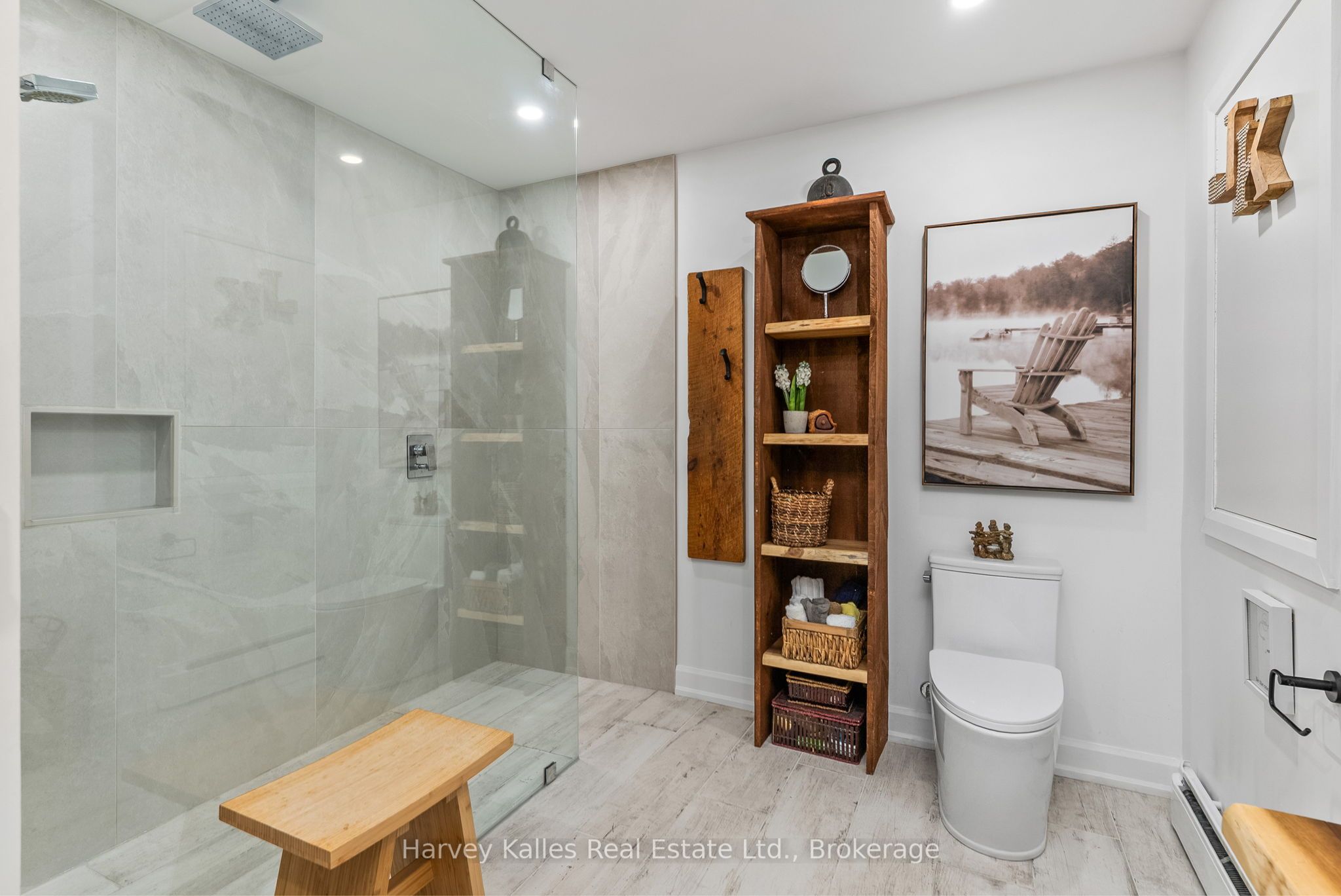 157 Chalet Crescent Property Photo 28