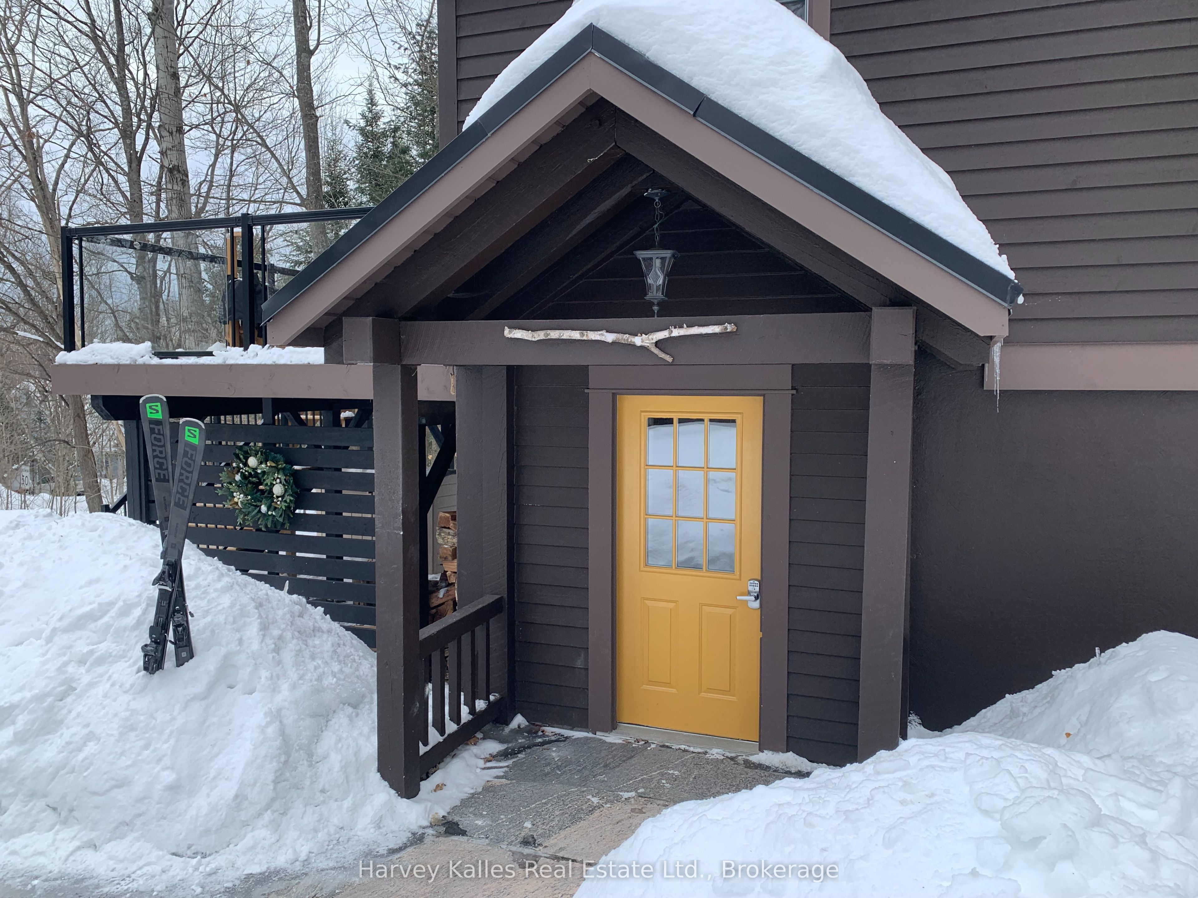 157 Chalet Crescent Property Photo 44