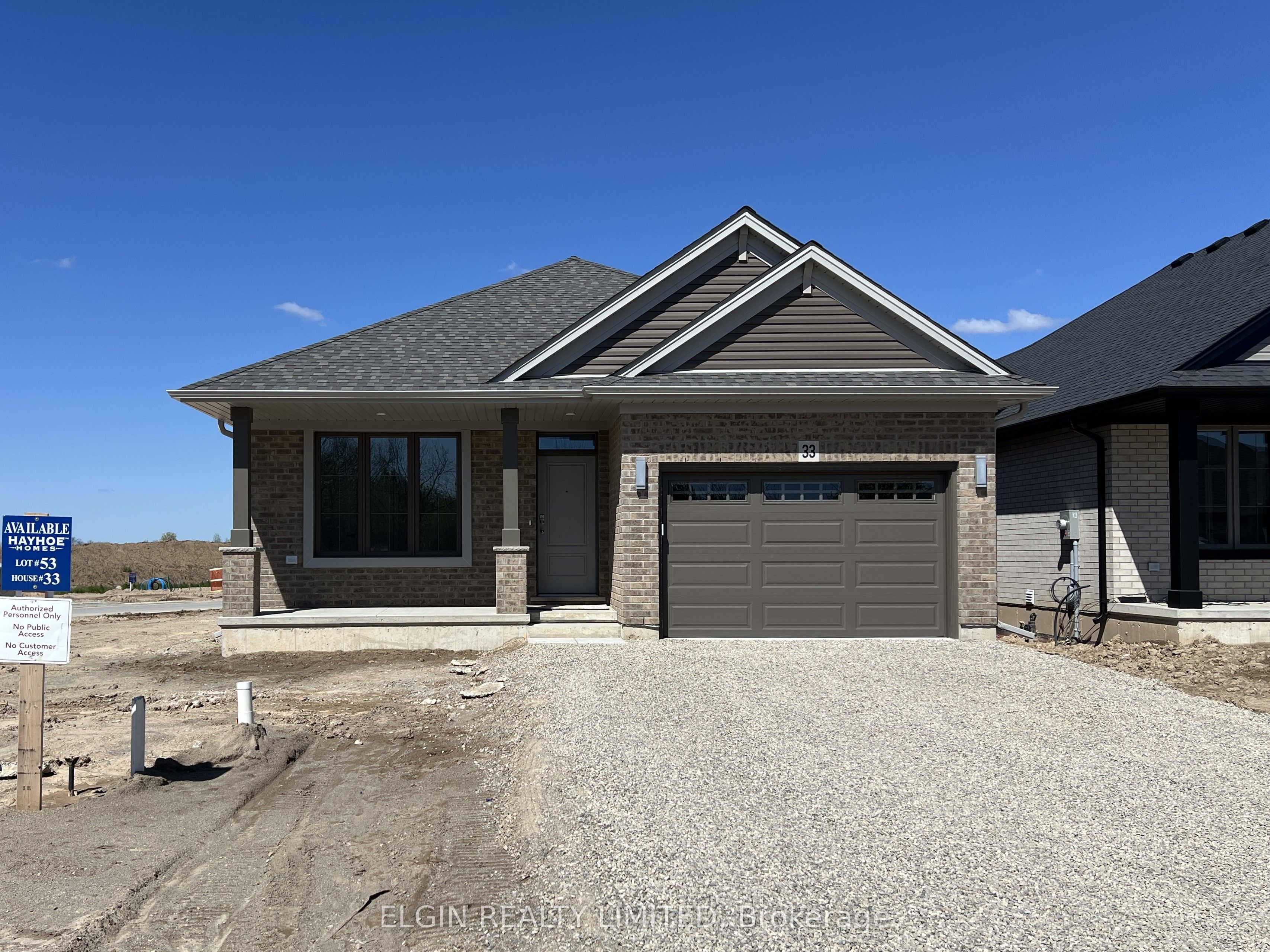 33 Hemlock Crescent Property Photo 1